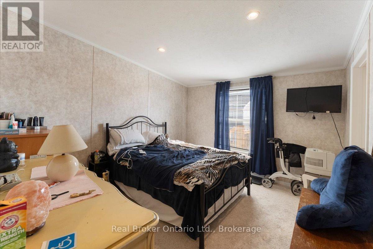 10 Bent Willow Court, Haldimand, Ontario  N0A 1L0 - Photo 18 - X12930140