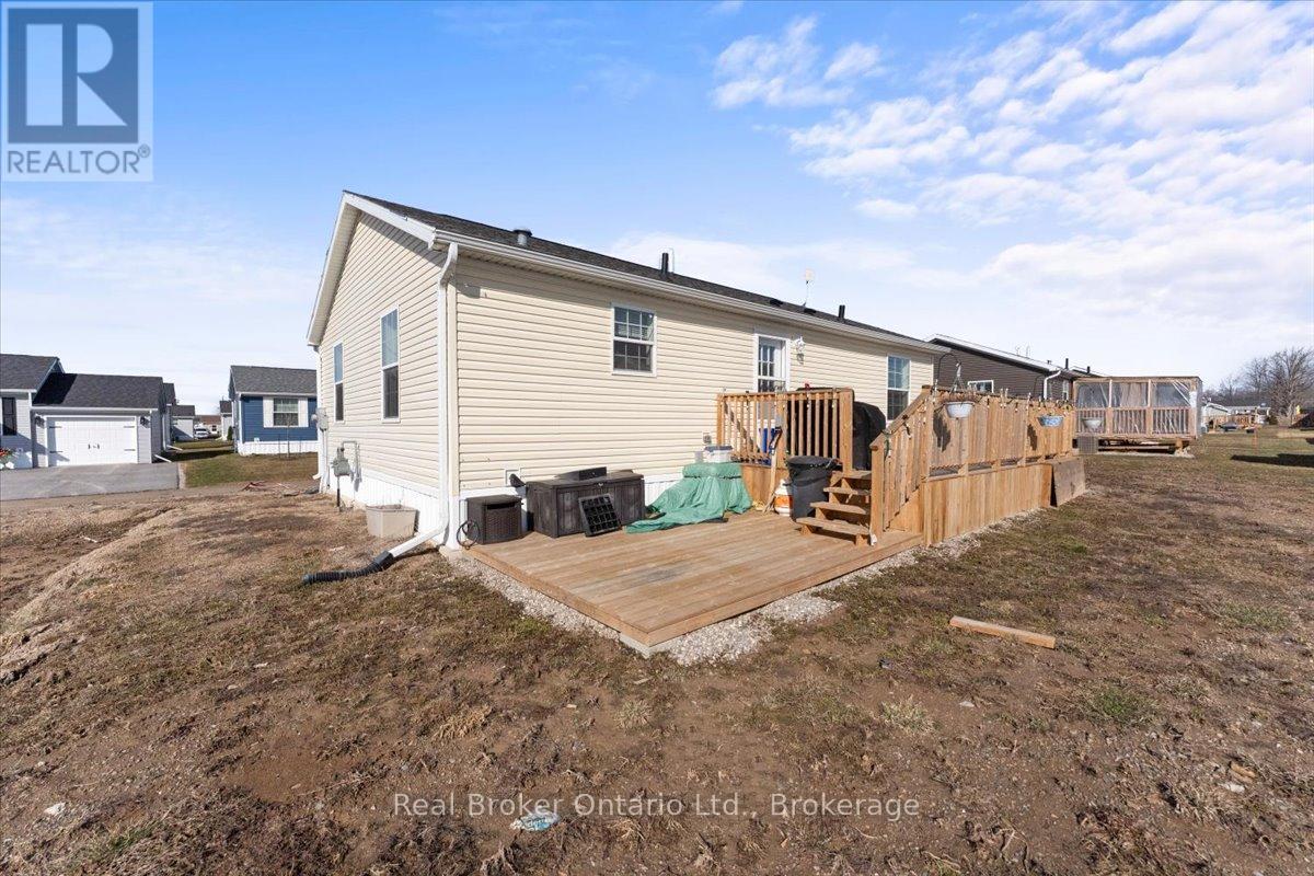 10 Bent Willow Court, Haldimand, Ontario  N0A 1L0 - Photo 24 - X12930140
