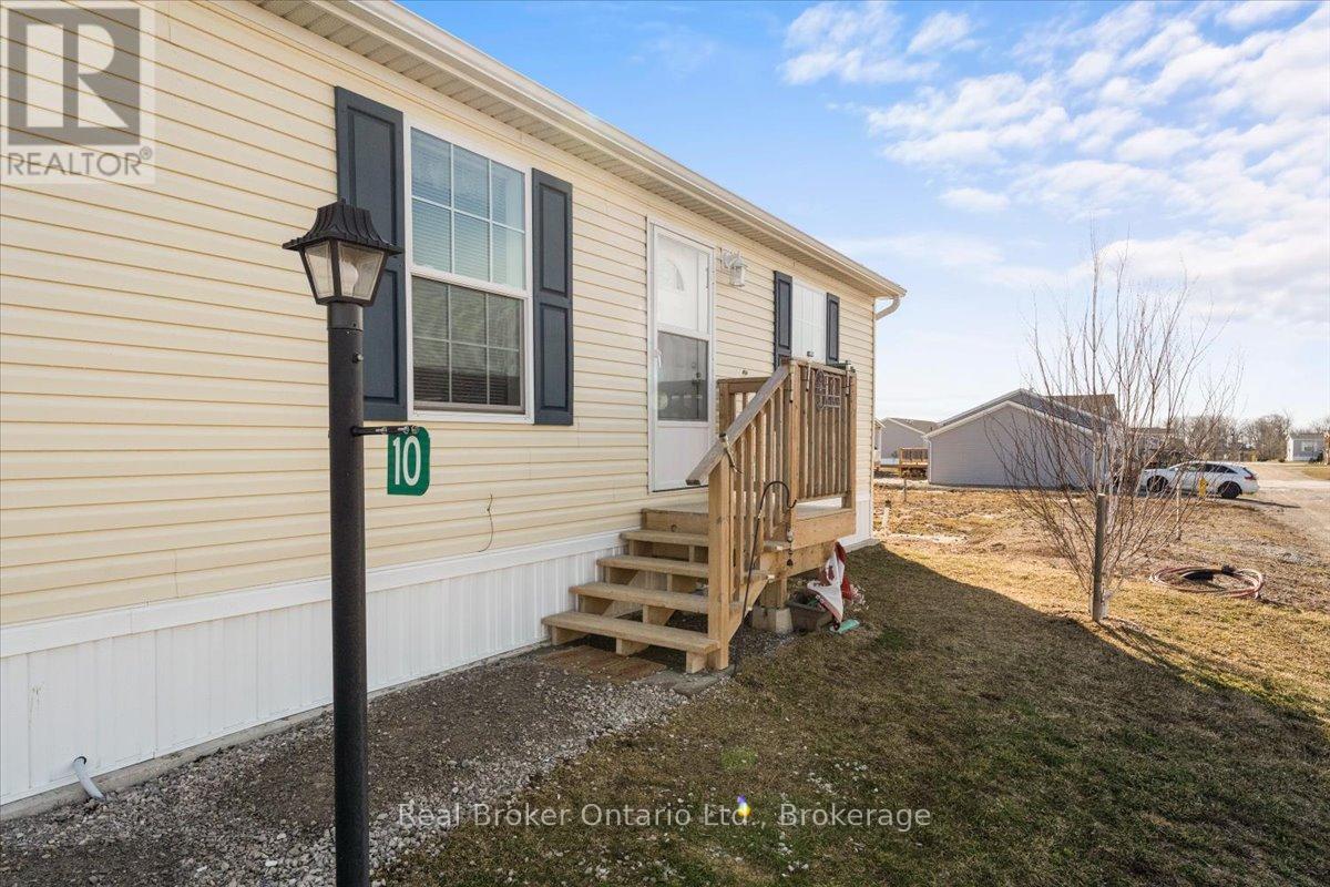 10 Bent Willow Court, Haldimand, Ontario  N0A 1L0 - Photo 4 - X12930140