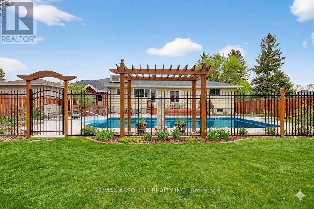 782 Notre Dame Street, Russell, Ontario  K0A 1W1 - Photo 45 - X12930000