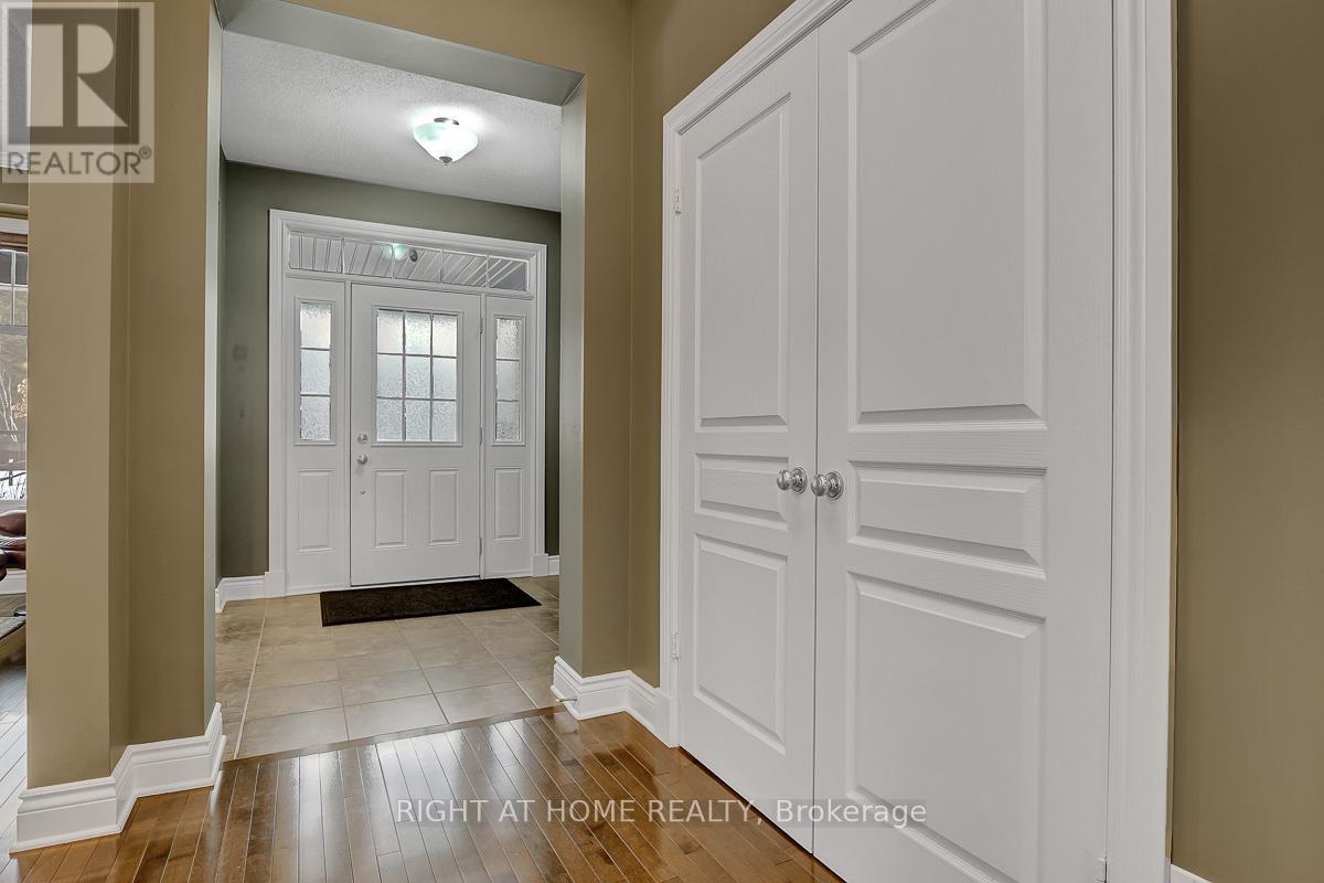 701 Everlasting Crescent, Ottawa, Ontario  K4A 0K2 - Photo 4 - X12930050