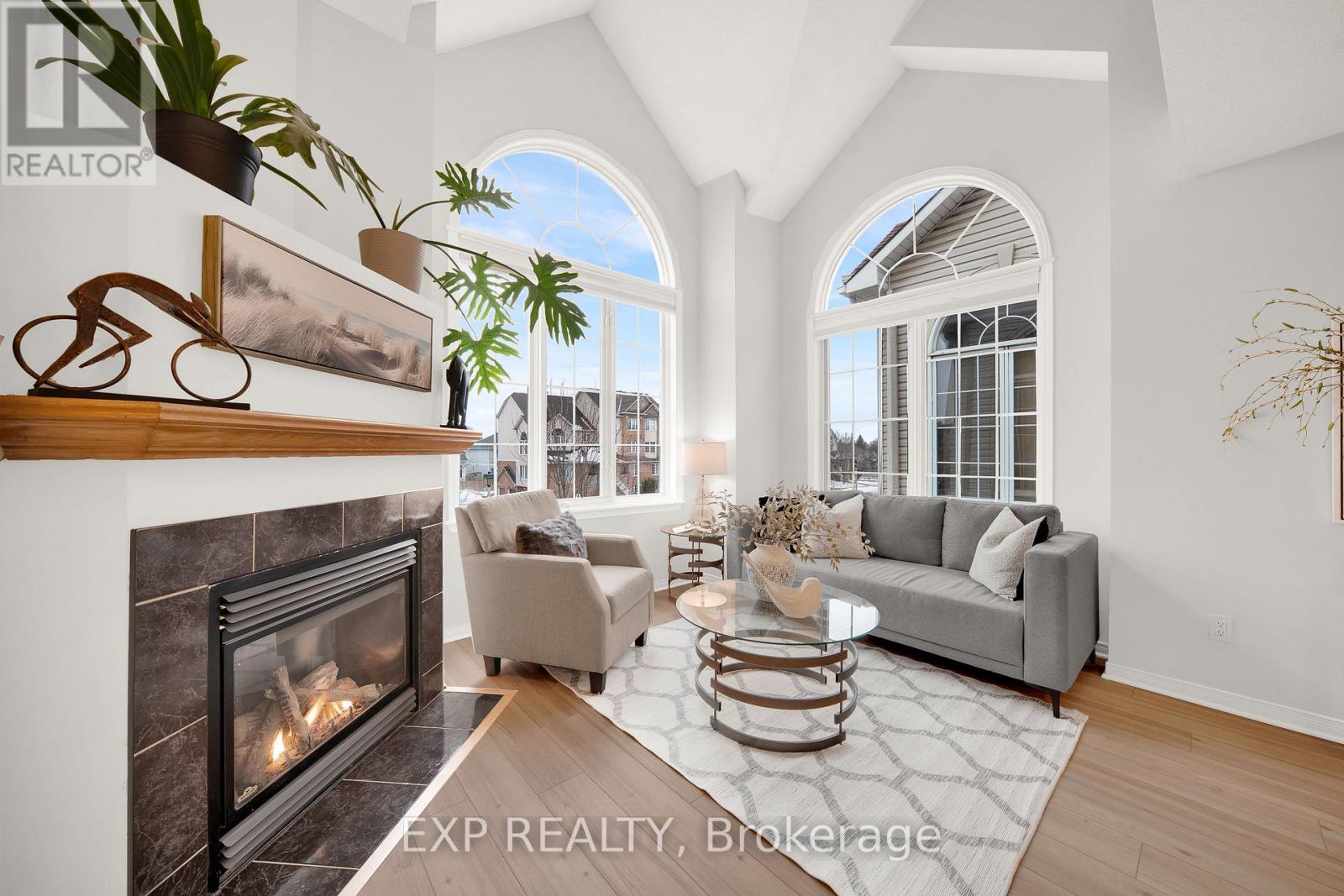 4481 Harper Avenue, Ottawa, Ontario  K1J 1C9 - Photo 2 - X12930210