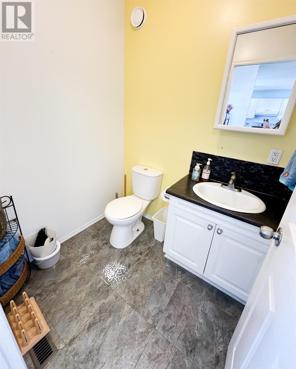 97 Dickenson Rd, Balmertown, Ontario  P0V 1C0 - Photo 14 - TB2600556