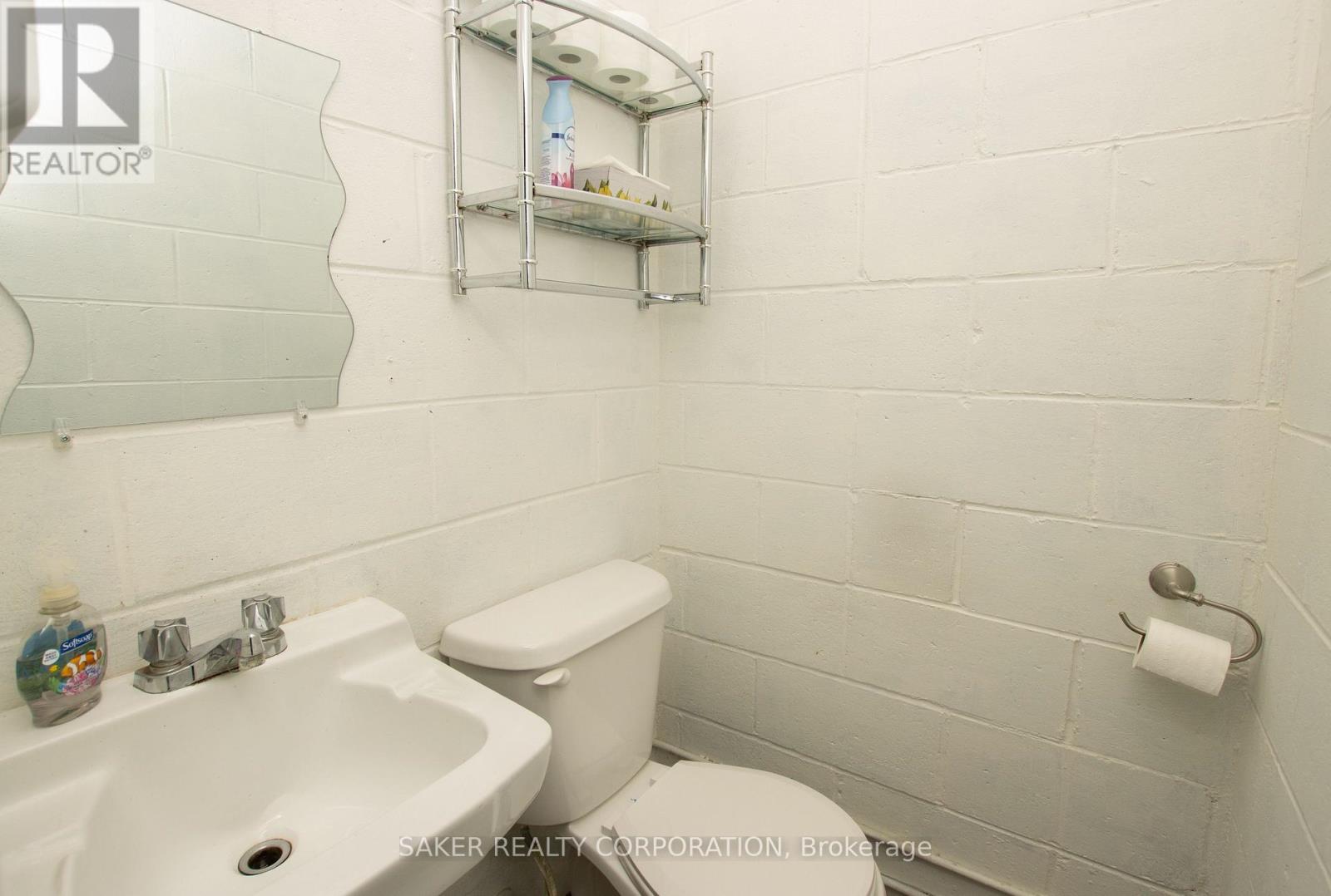 633 Lions Park Drive, Strathroy-Caradoc, Ontario  N0L 1W0 - Photo 17 - X12930074