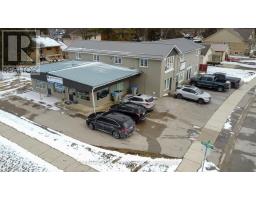 633 LIONS PARK DRIVE, Strathroy-Caradoc, Ontario
