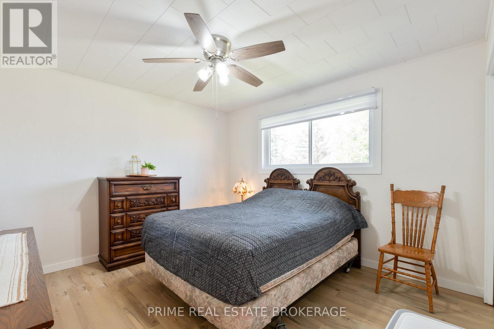 204 Evandale Street, West Elgin, Ontario  N0L 2P0 - Photo 10 - X12930080