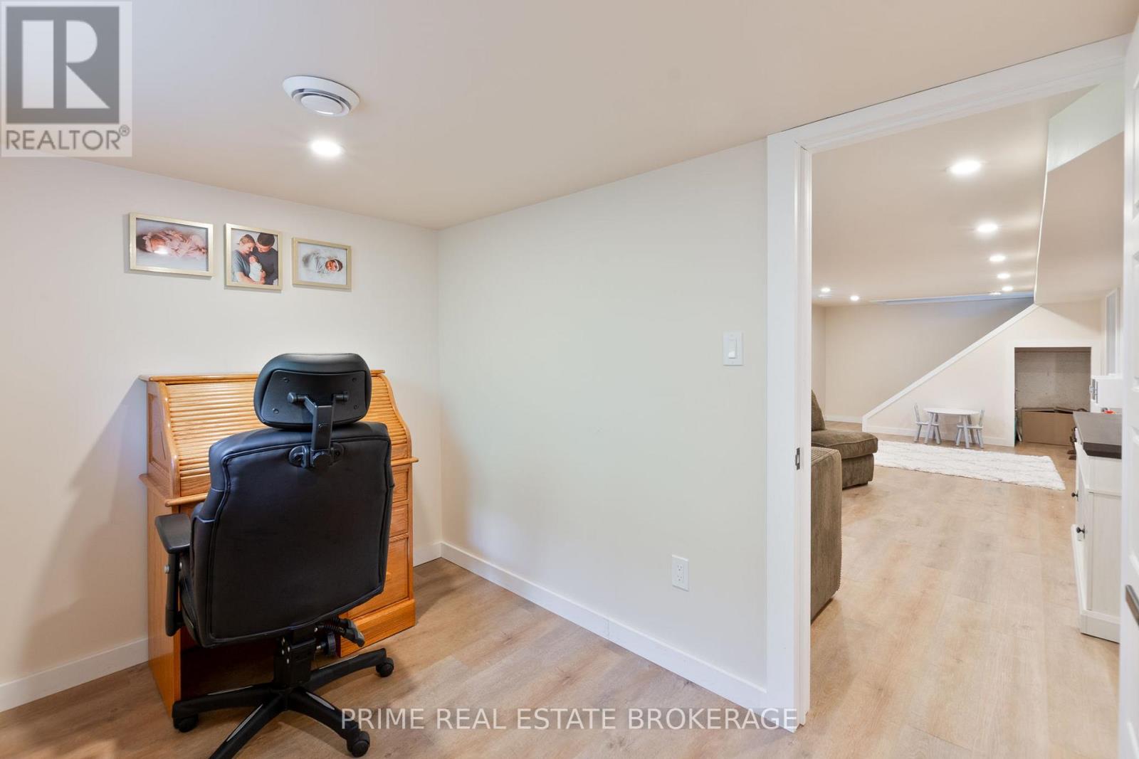 204 Evandale Street, West Elgin, Ontario  N0L 2P0 - Photo 19 - X12930080