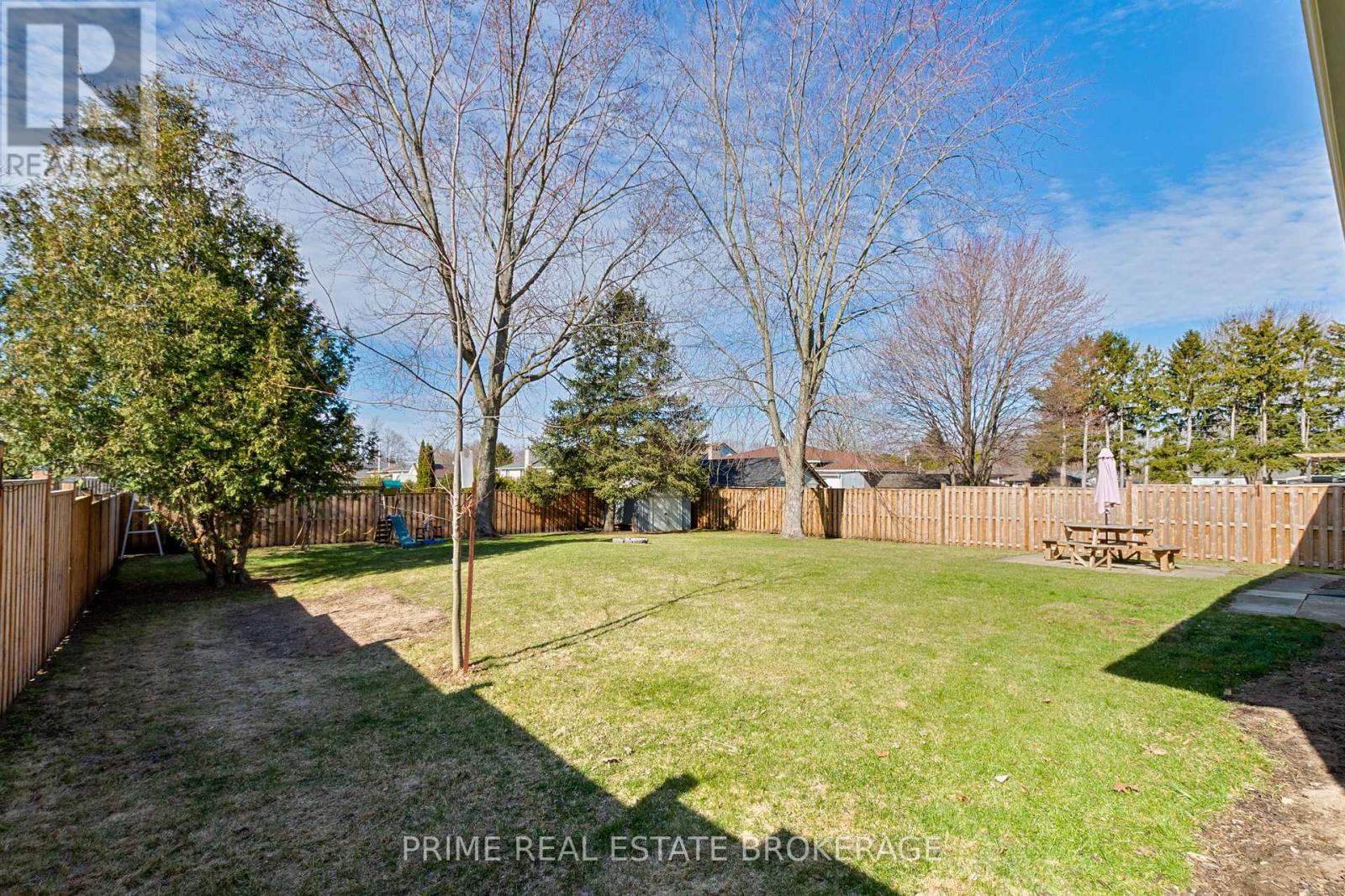 204 Evandale Street, West Elgin, Ontario  N0L 2P0 - Photo 30 - X12930080