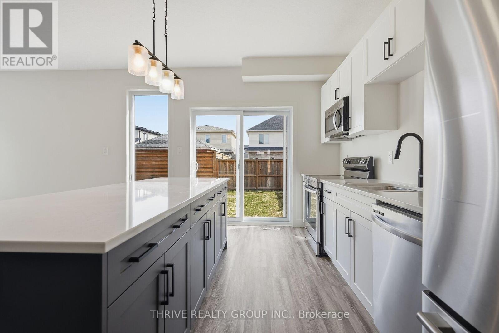 2318 Jordan Boulevard, London North, Ontario  N6G 3R5 - Photo 12 - X12930208