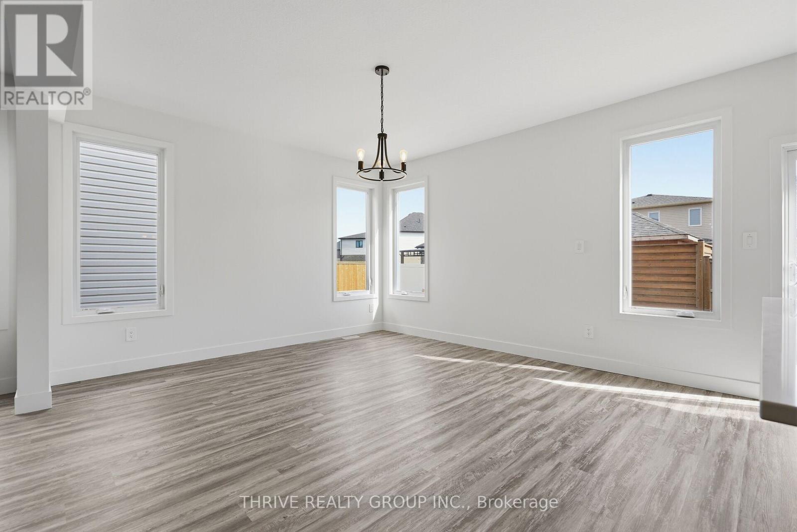 2318 Jordan Boulevard, London North, Ontario  N6G 3R5 - Photo 17 - X12930208