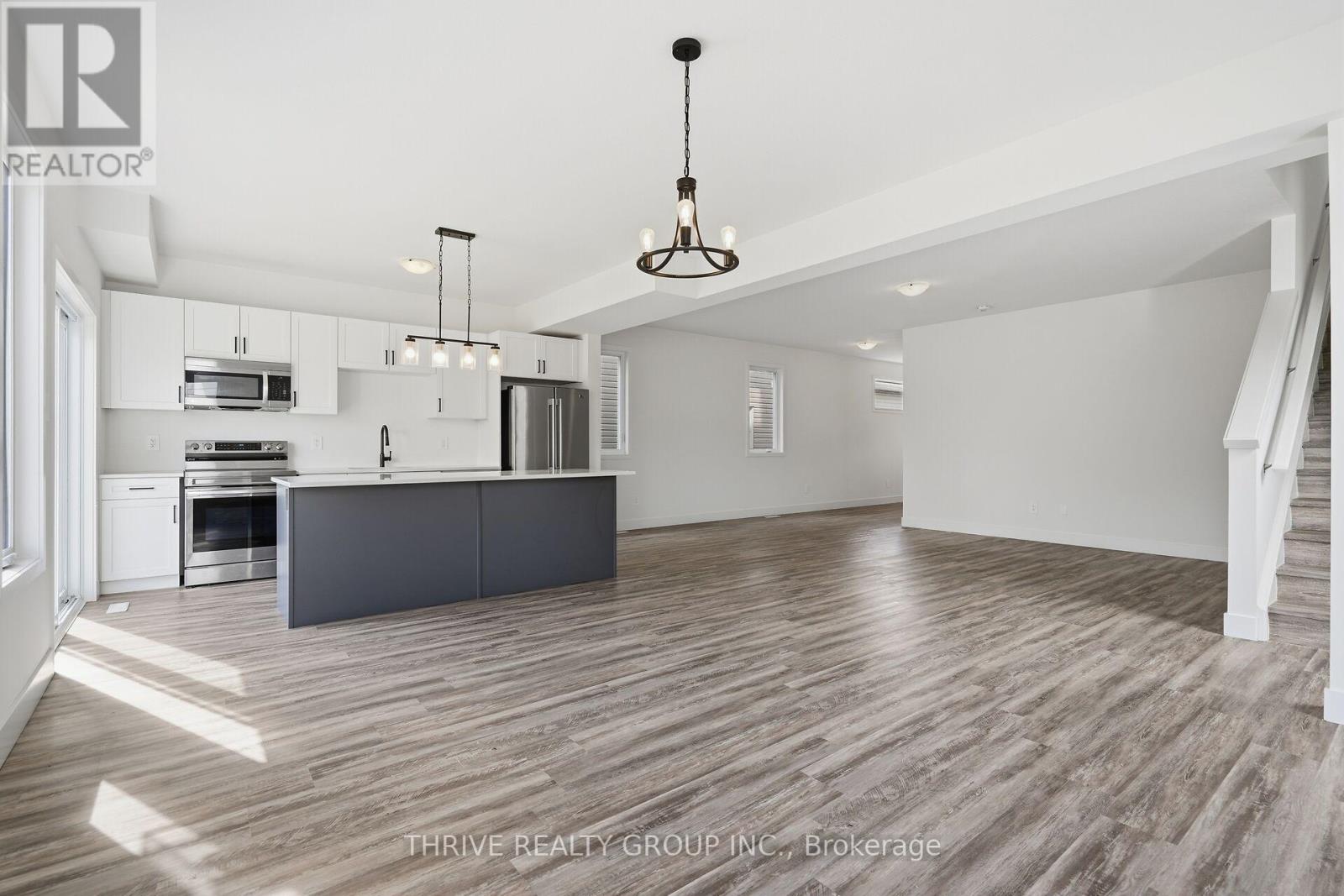 2318 Jordan Boulevard, London North, Ontario  N6G 3R5 - Photo 18 - X12930208