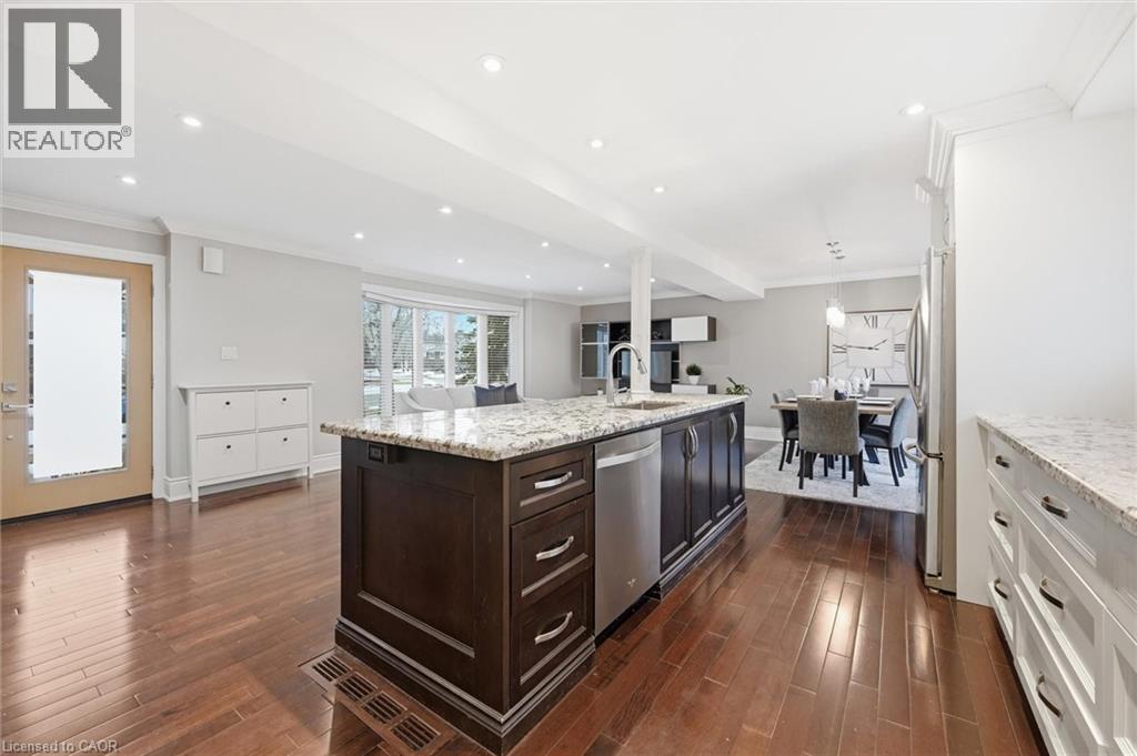 383 Cosburn Crescent, Burlington, Ontario  L7L 2W5 - Photo 16 - 40809043