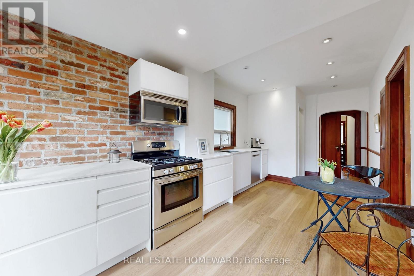 106 Dawes Road, Toronto, Ontario M4C 5B6 - Photo 15 - E12897486