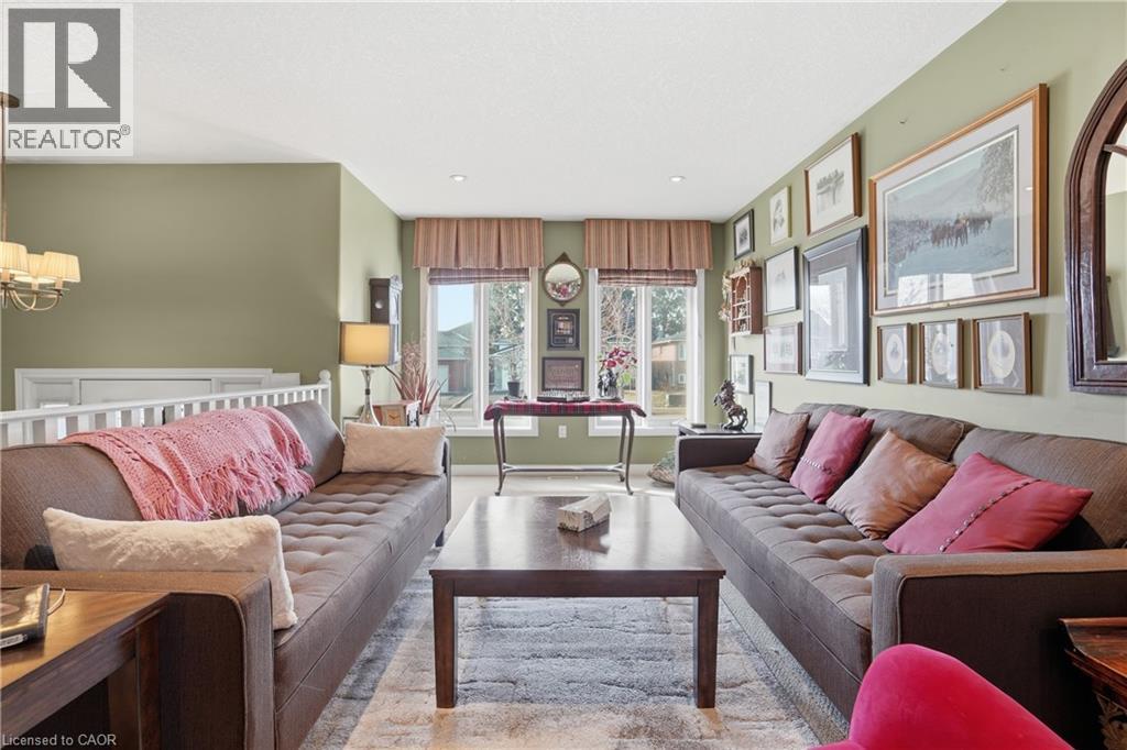 9 Pace Avenue, Brantford, Ontario  N3S 7V4 - Photo 4 - 40815326