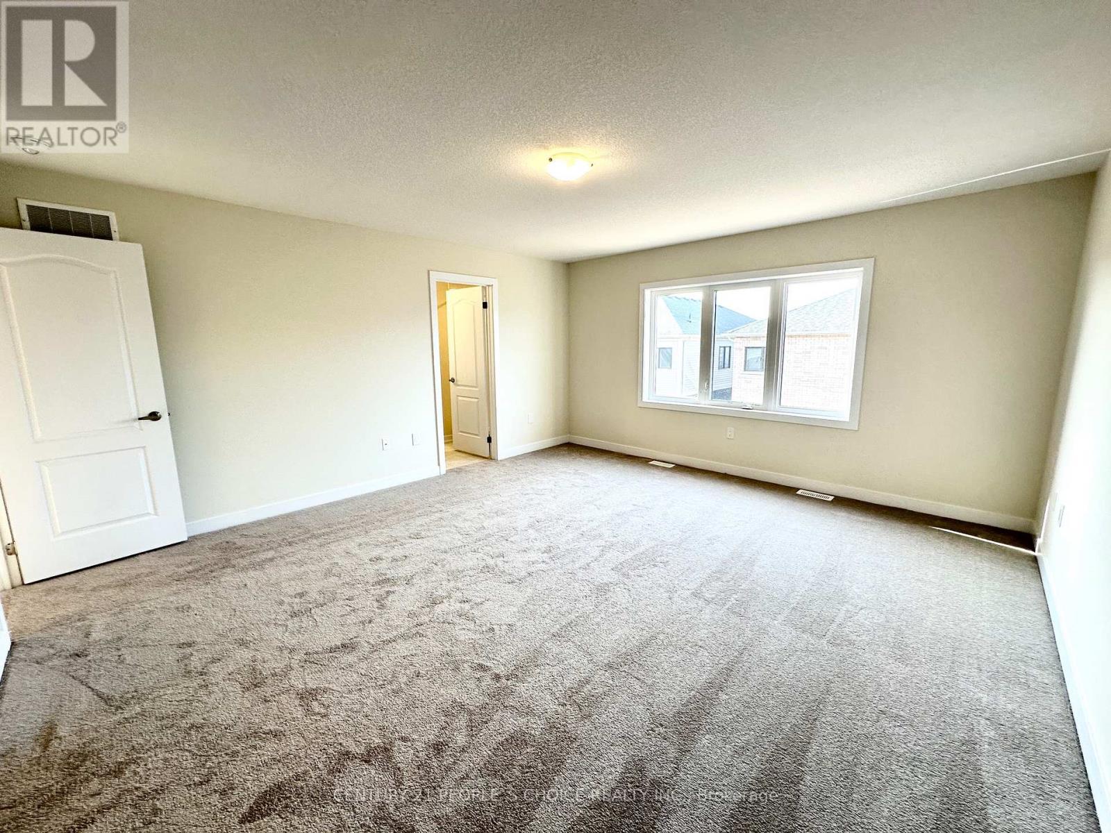 15 Wintergreen Crescent, Haldimand, Ontario  N3W 0H9 - Photo 25 - X12929772