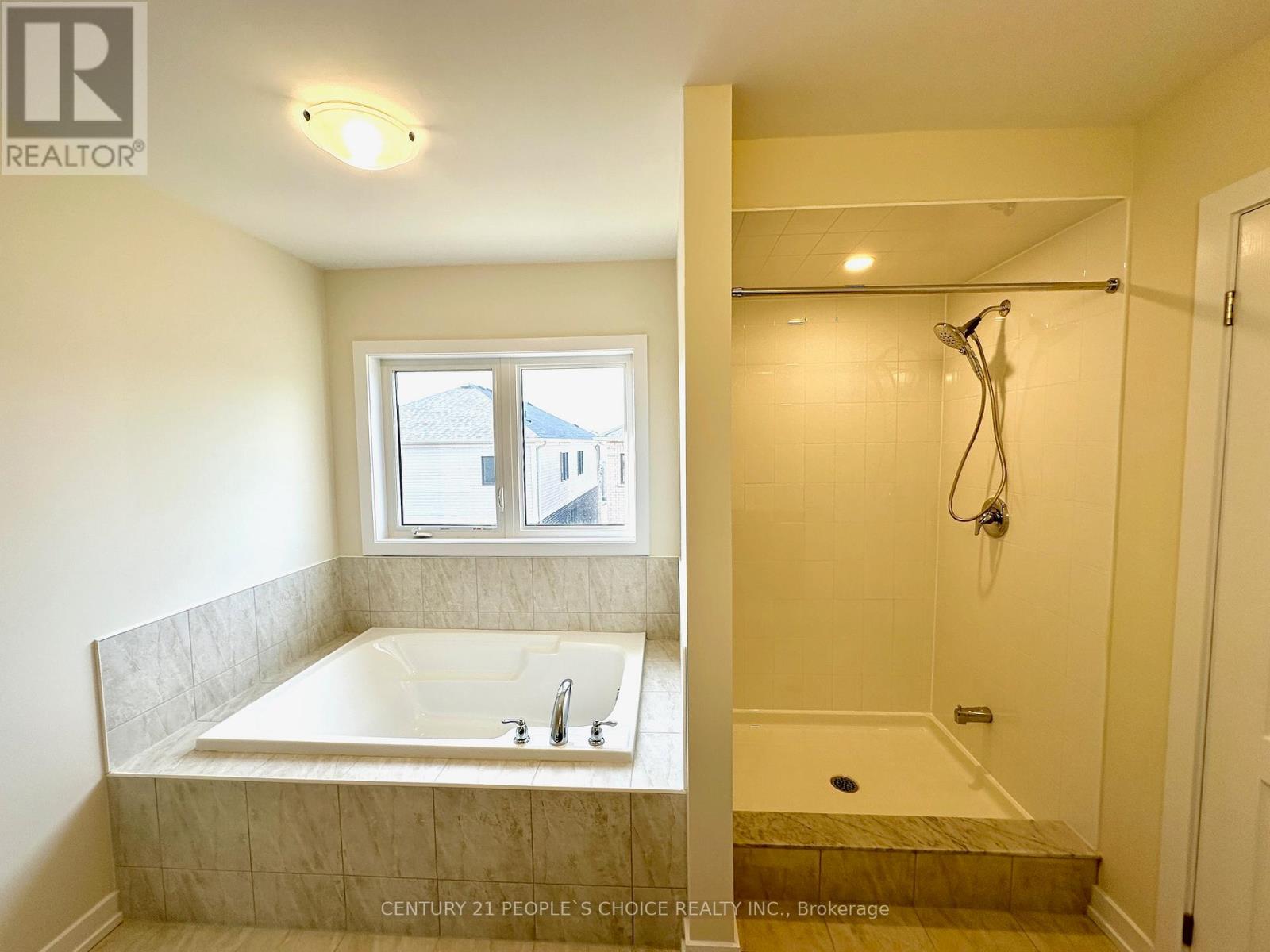 15 Wintergreen Crescent, Haldimand, Ontario  N3W 0H9 - Photo 27 - X12929772