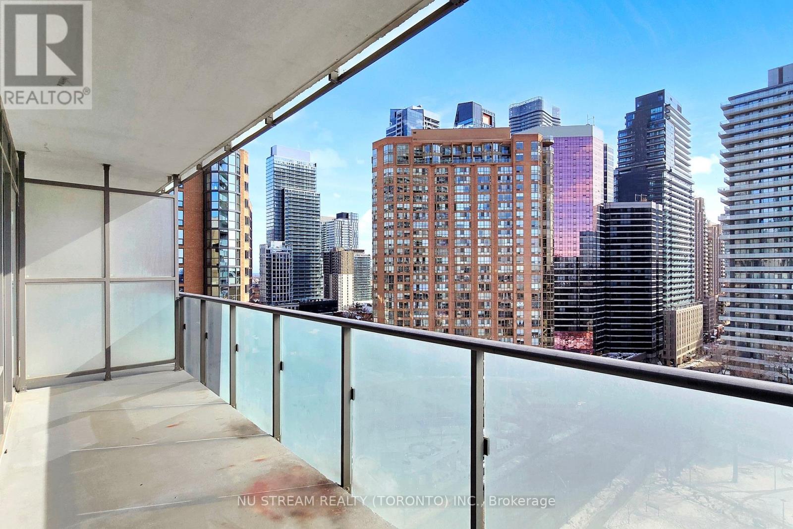 1403 - 1080 Bay Street, Toronto, Ontario  M5S 0A5 - Photo 18 - C12929980