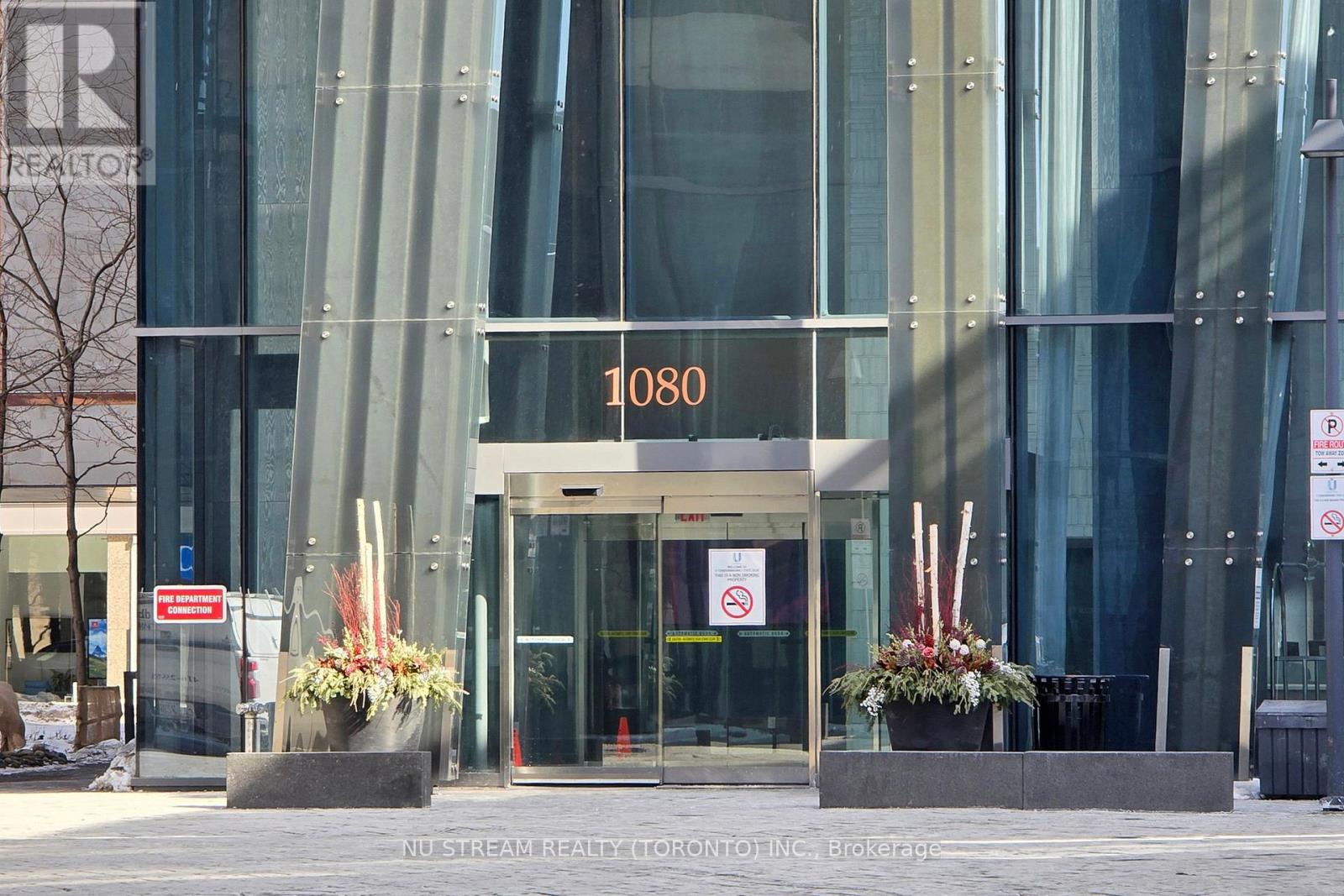 1403 - 1080 Bay Street, Toronto, Ontario  M5S 0A5 - Photo 4 - C12929980