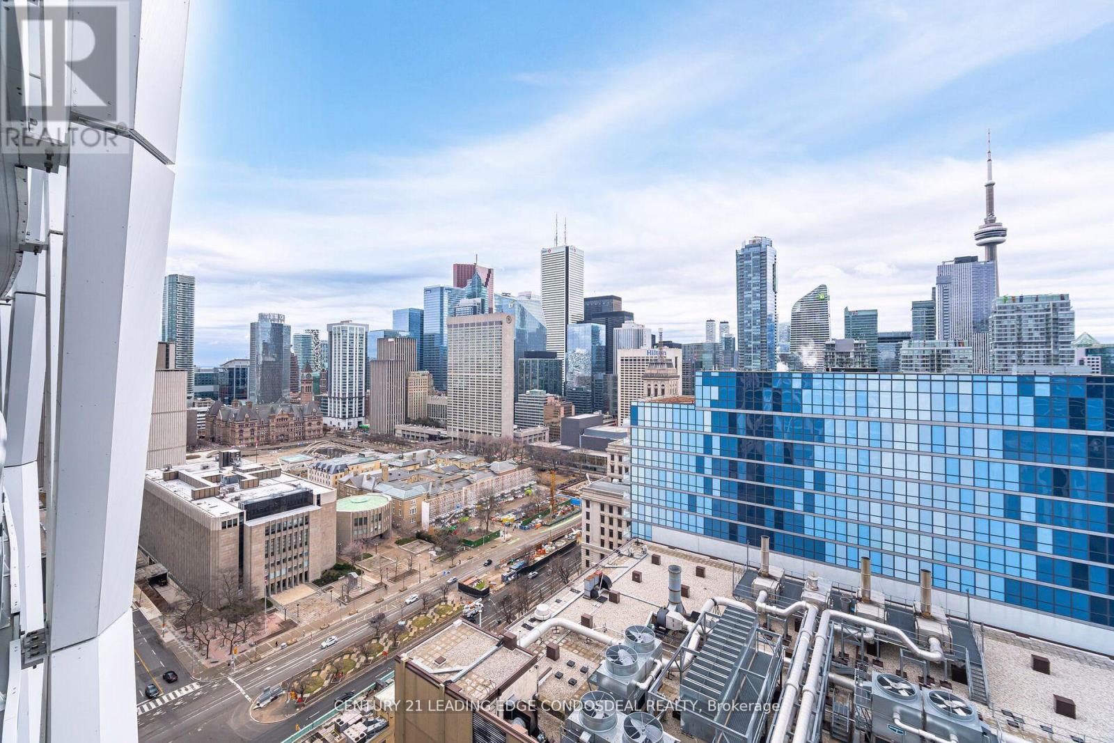 2518 - 230 Simcoe Street, Toronto (Kensington-Chinatown), Ontario  M5T 3B9 - Photo 24 - C12930184