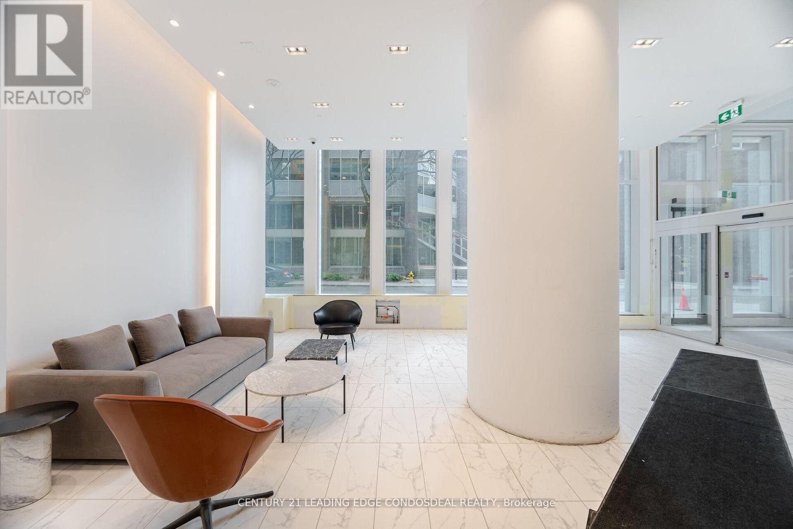 2518 - 230 Simcoe Street, Toronto (Kensington-Chinatown), Ontario  M5T 3B9 - Photo 35 - C12930184