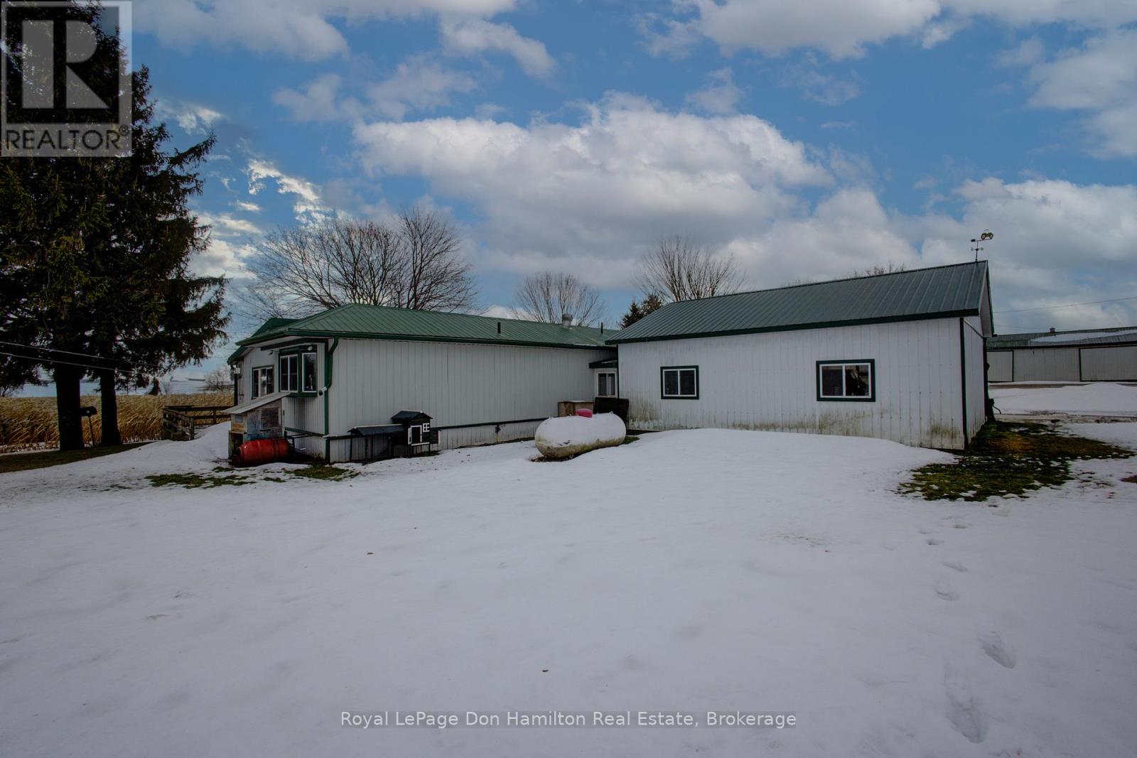 9270 Road 157 Road, North Perth, Ontario  N0G 2P0 - Photo 23 - X12695108