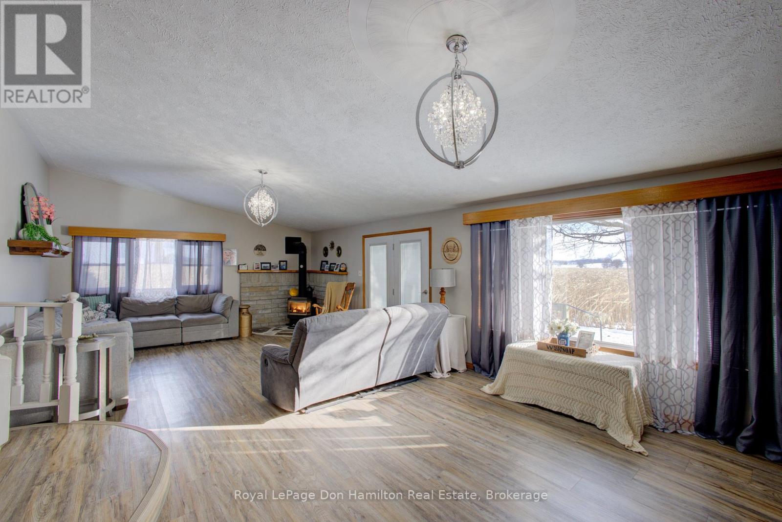 9270 Road 157 Road, North Perth, Ontario  N0G 2P0 - Photo 31 - X12695108