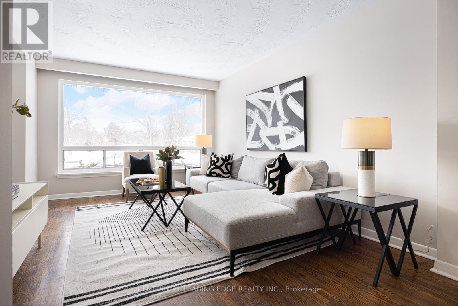 79 Tivoli Court, Toronto, Ontario M1E 2A6 - Photo 3 - E12930008