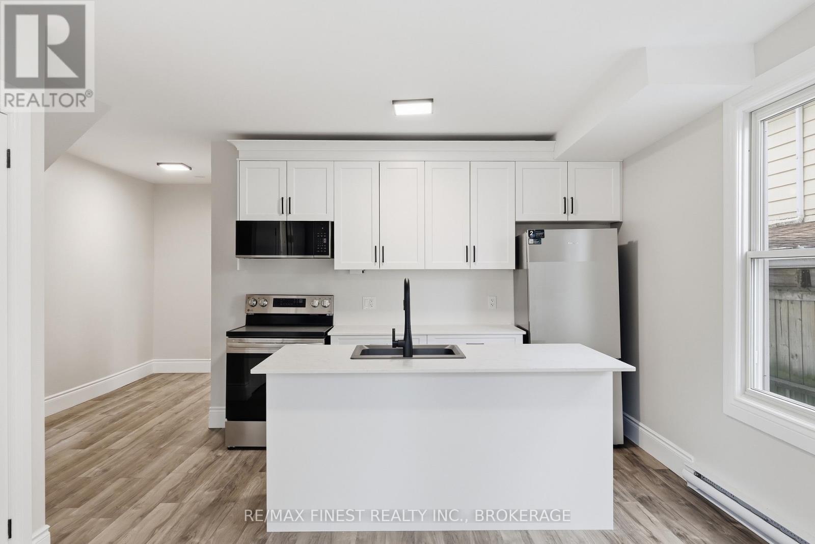 184 Montreal Street, Kingston, Ontario  K7K 3G4 - Photo 14 - X12929610