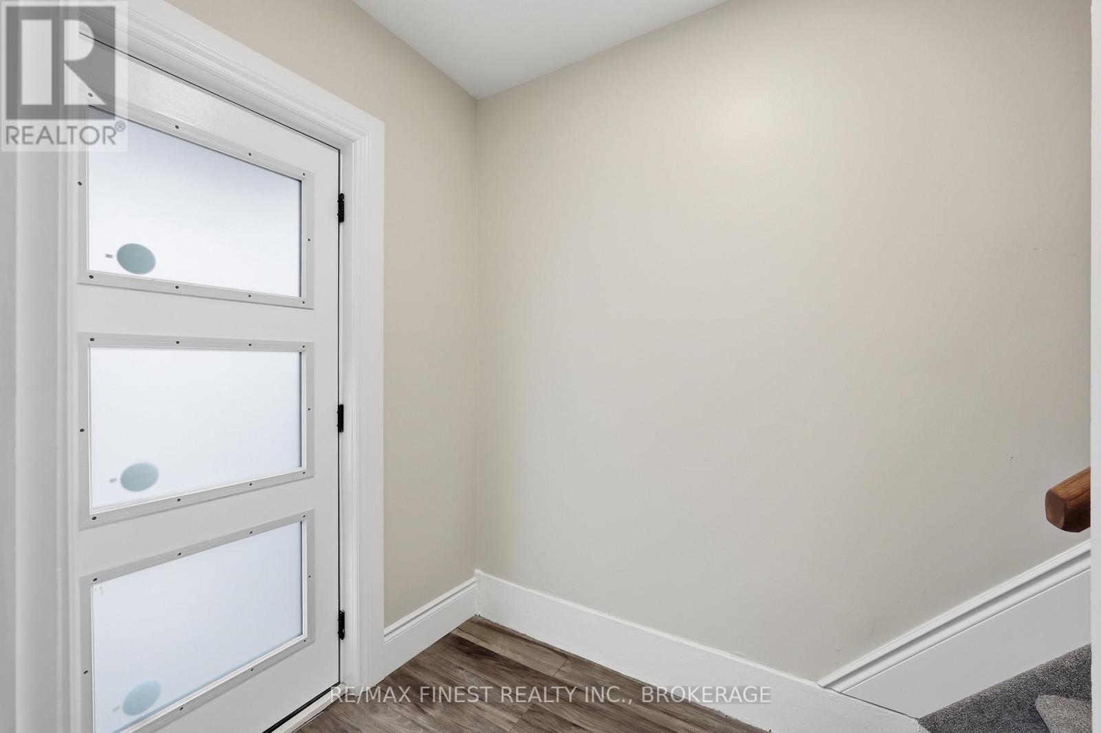 184 Montreal Street, Kingston, Ontario  K7K 3G4 - Photo 4 - X12929610