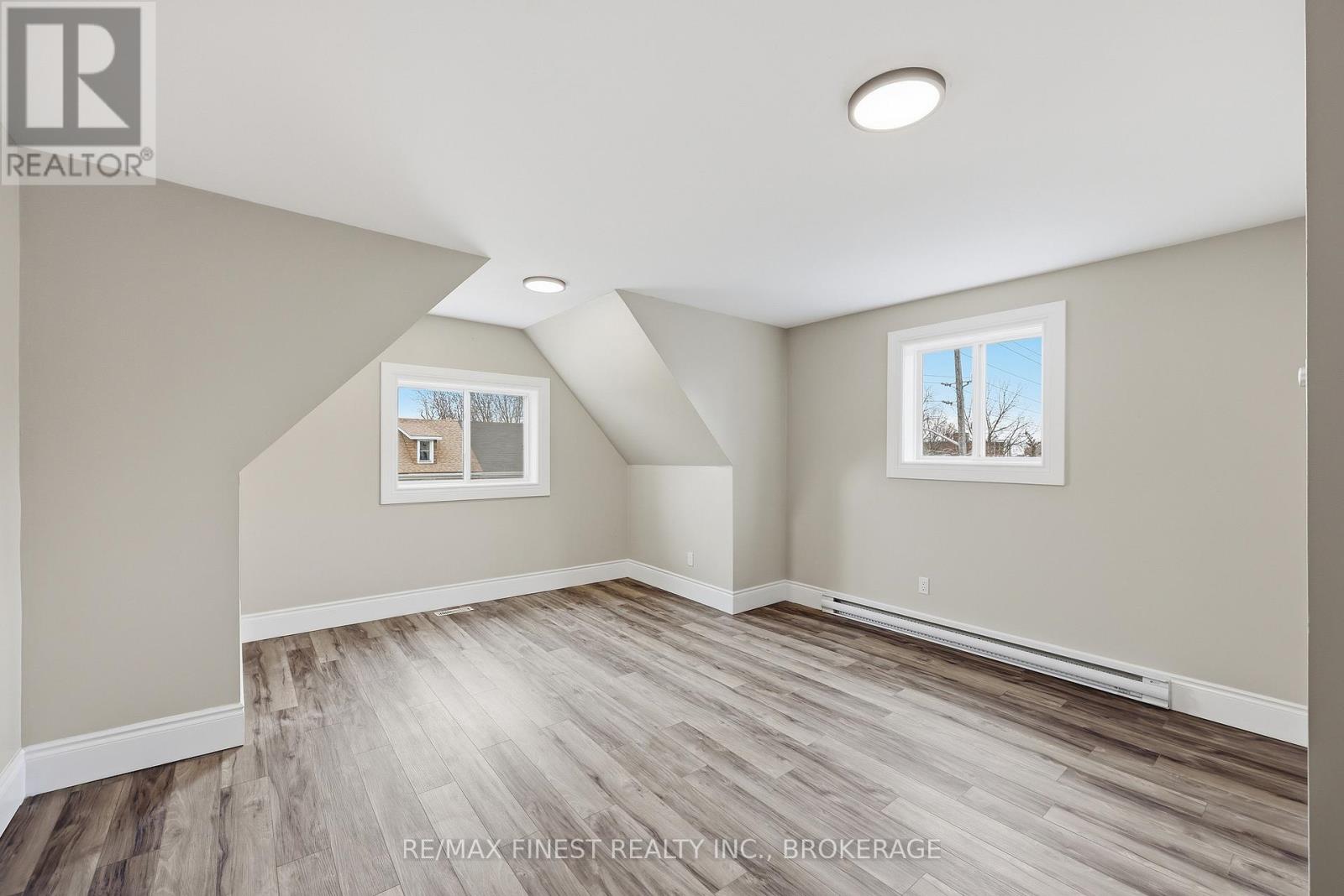 184 Montreal Street, Kingston, Ontario  K7K 3G4 - Photo 42 - X12929610