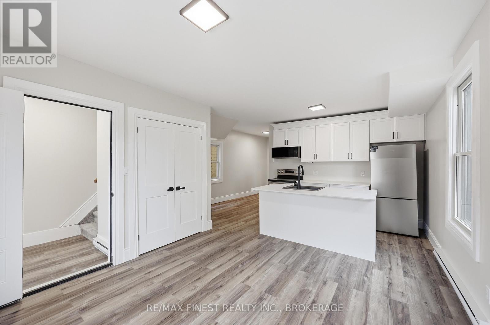 184 Montreal Street, Kingston, Ontario  K7K 3G4 - Photo 6 - X12929610