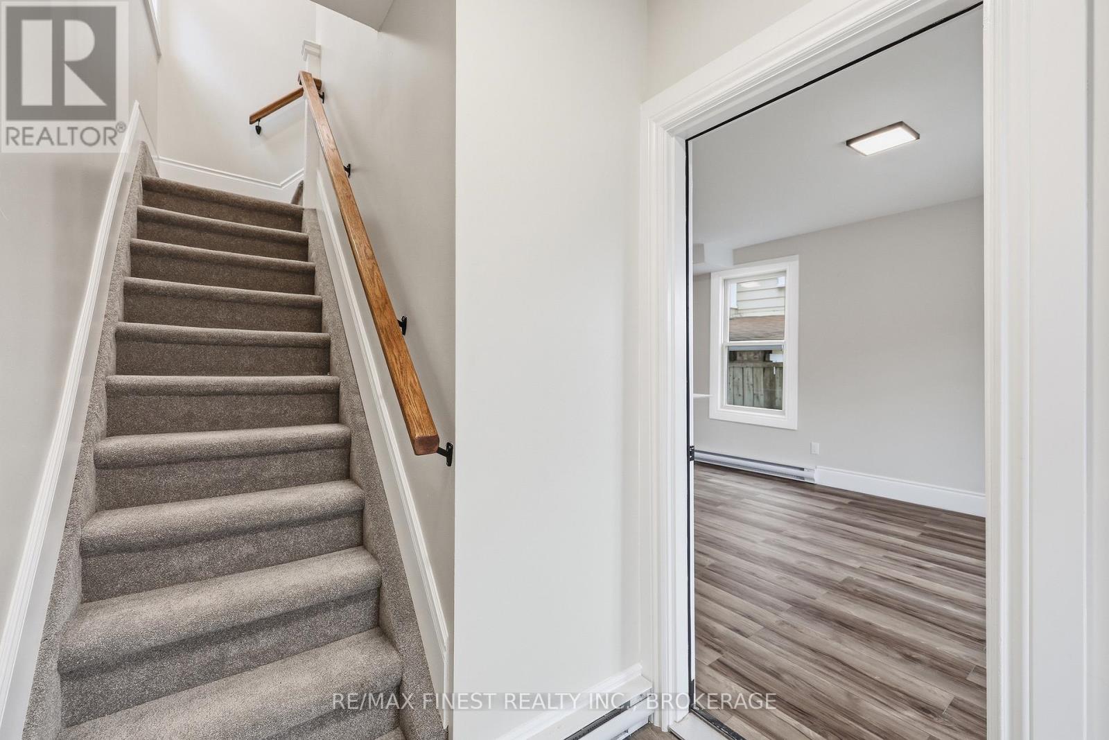 184 Montreal Street, Kingston, Ontario  K7K 3G4 - Photo 5 - X12929610