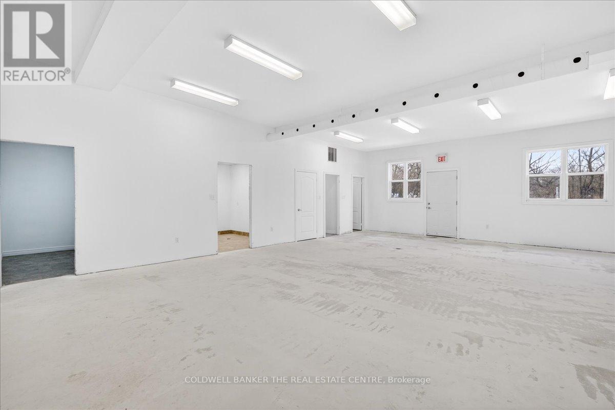 Unit 1 - 169 Charlotte Street S, Newmarket, Ontario  L3Y 3S7 - Photo 15 - N12930032