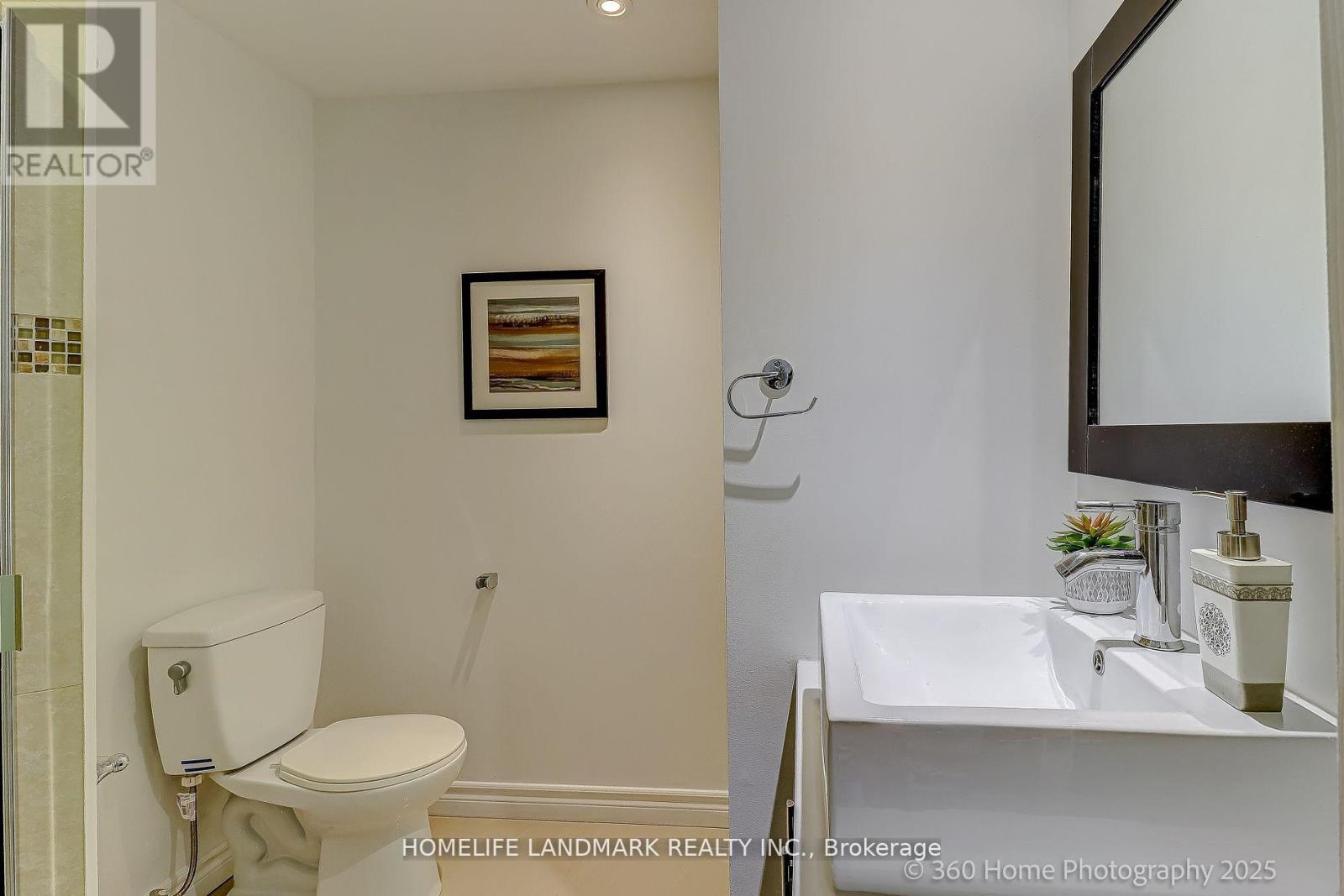 30 Misty Moor Drive, Richmond Hill, Ontario  L4C 6R1 - Photo 18 - N12930104