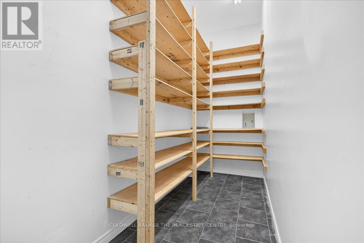 Unit 3 - 169 Charlotte Street S, Newmarket, Ontario  L3Y 3S7 - Photo 13 - N12930122