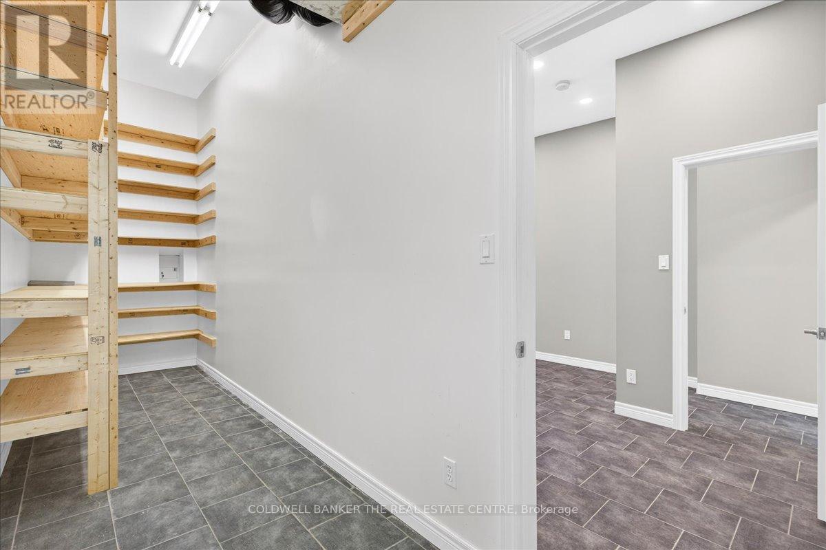 Unit 3 - 169 Charlotte Street S, Newmarket, Ontario  L3Y 3S7 - Photo 14 - N12930122