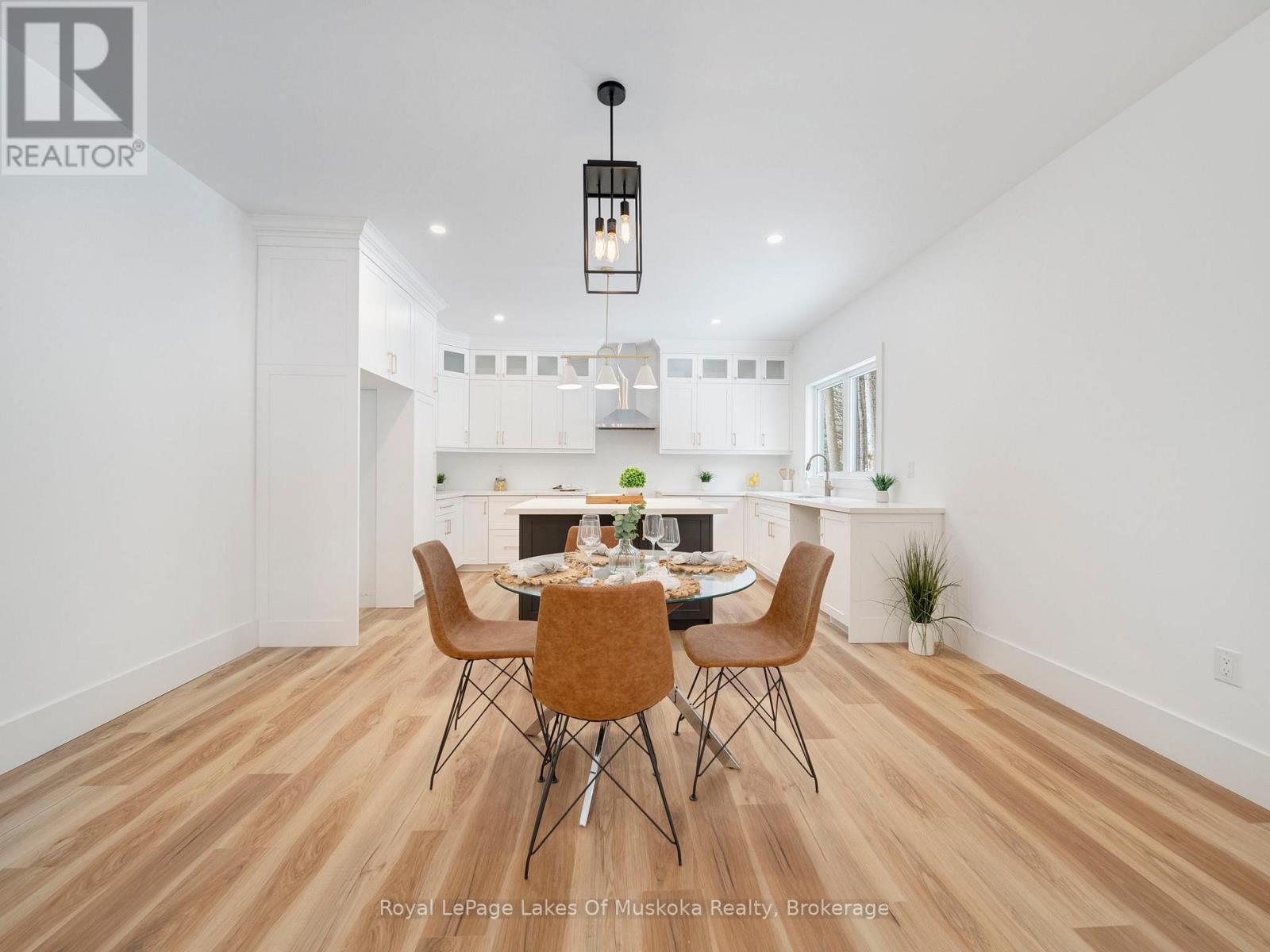 9 Meadow Acres Road, Oro-Medonte (Warminster), Ontario L0K 2G1 - Photo 9 - S12930062