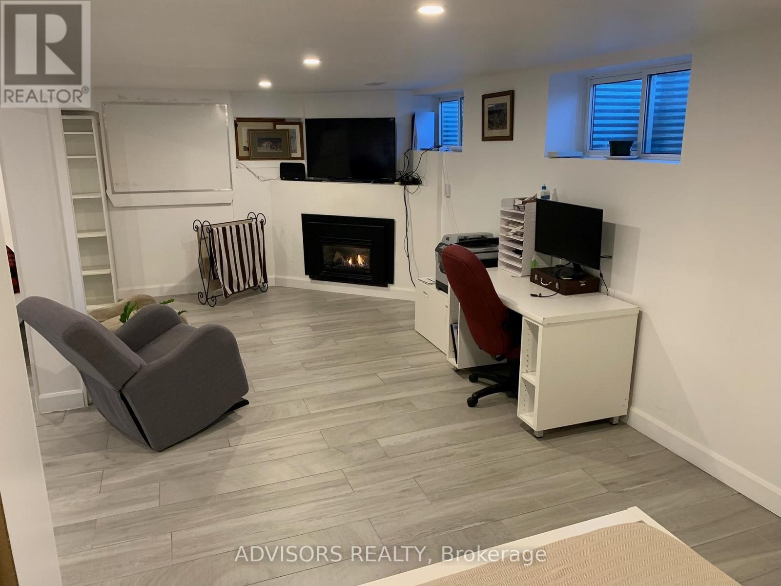 48 Briar Road, Barrie, Ontario  L4N 3M4 - Photo 6 - S12930090