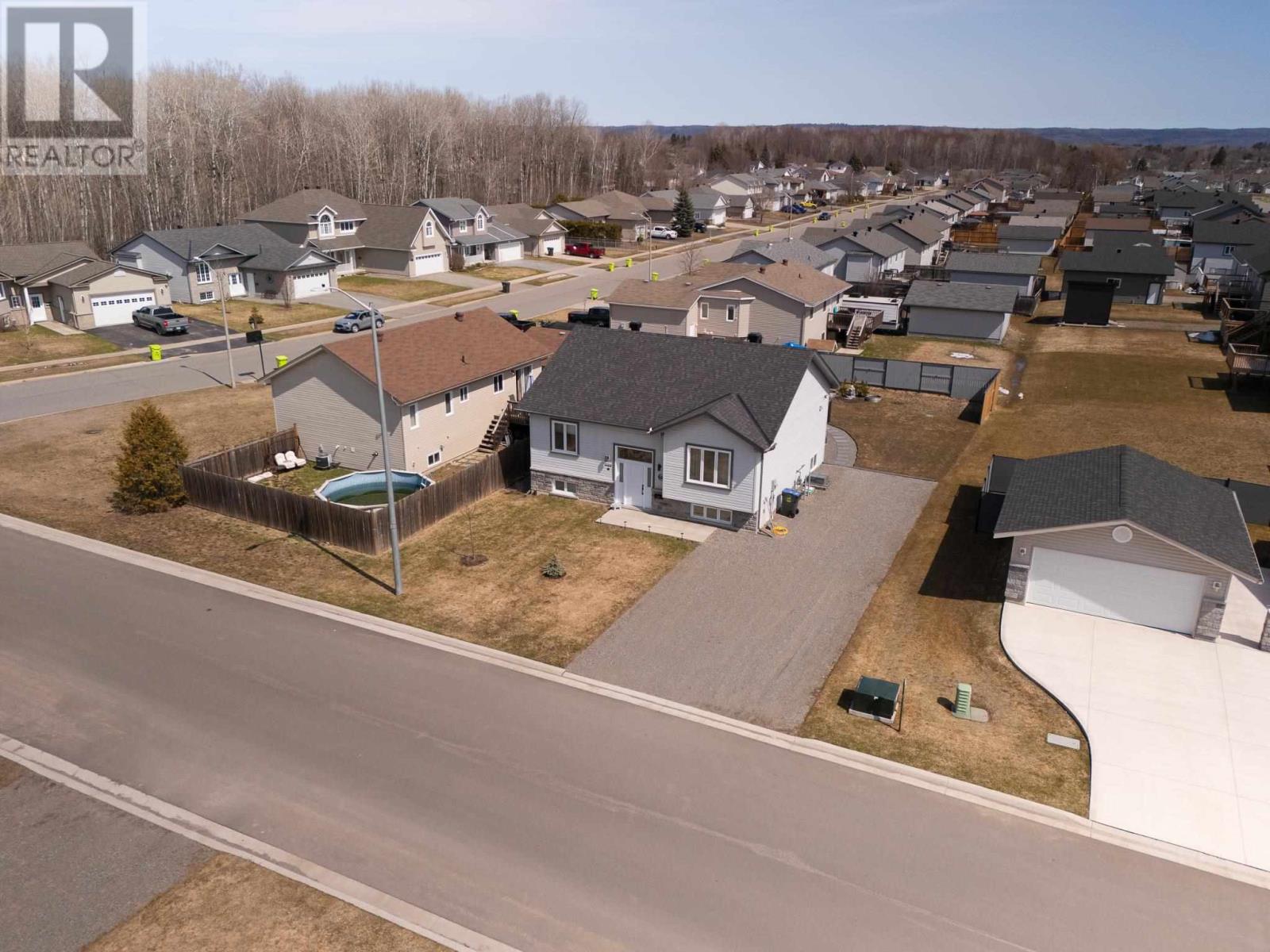 14 Crestwood Ave, Sault Ste. Marie, Ontario  P6A 6T2 - Photo 6 - SM260516