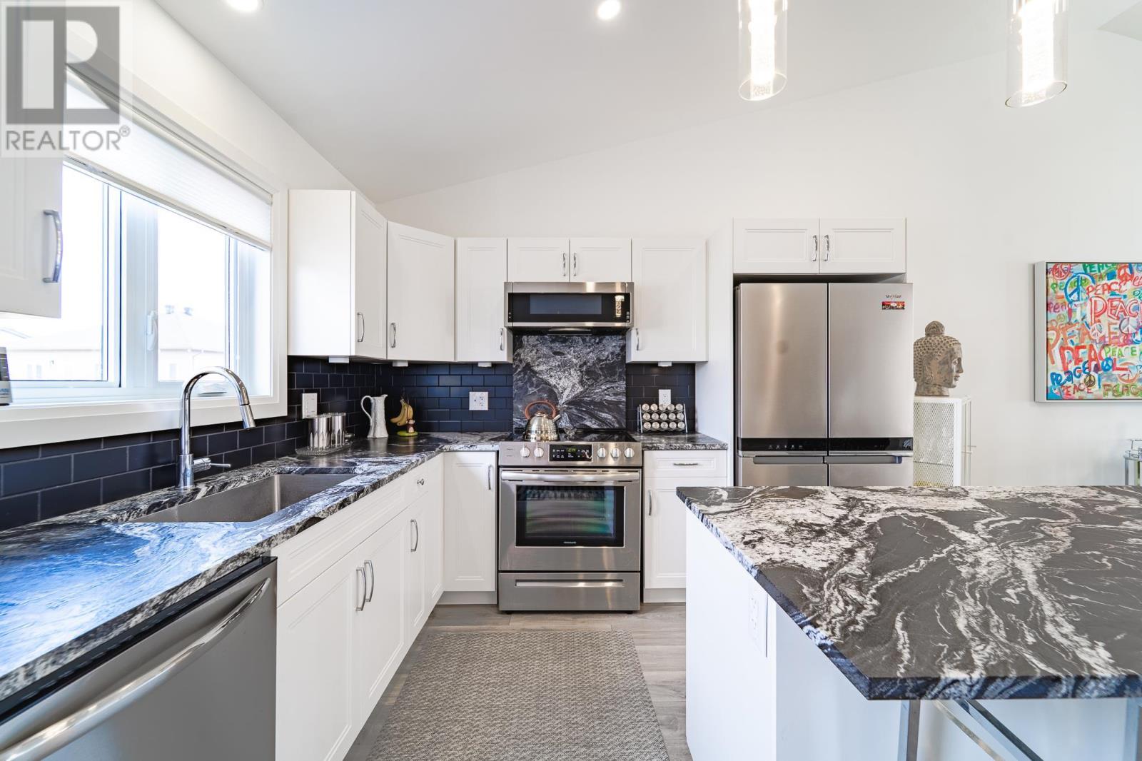 14 Crestwood Ave, Sault Ste. Marie, Ontario  P6A 6T2 - Photo 9 - SM260516