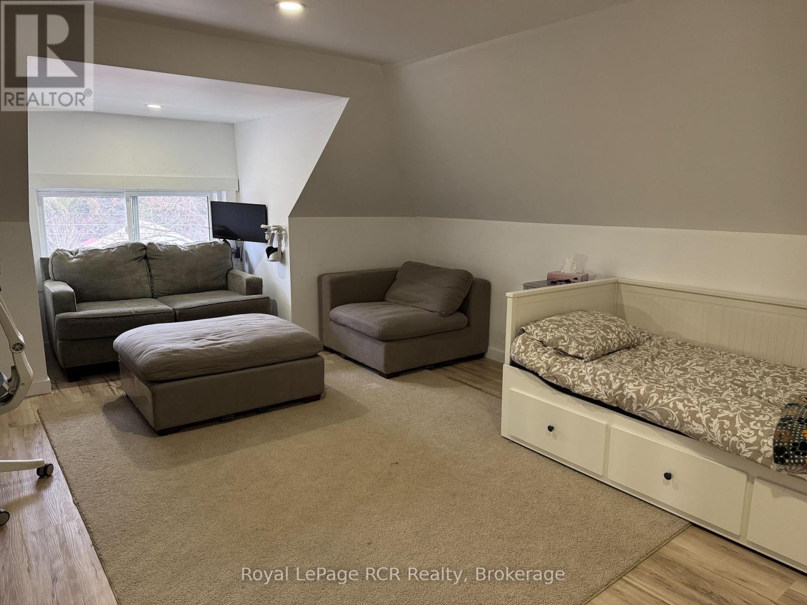 555 14th Street W, Owen Sound, Ontario  N4K 3Y3 - Photo 21 - X12930036