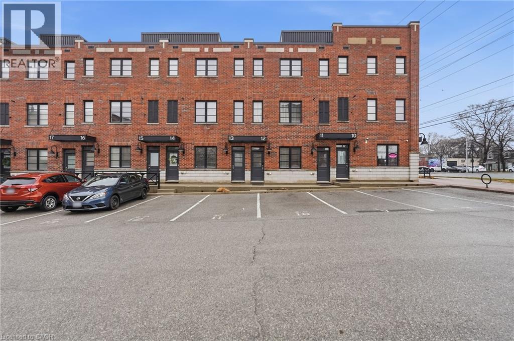 70 Plains Road W Unit# 12, Burlington, Ontario  L7T 0B6 - Photo 2 - 40806441