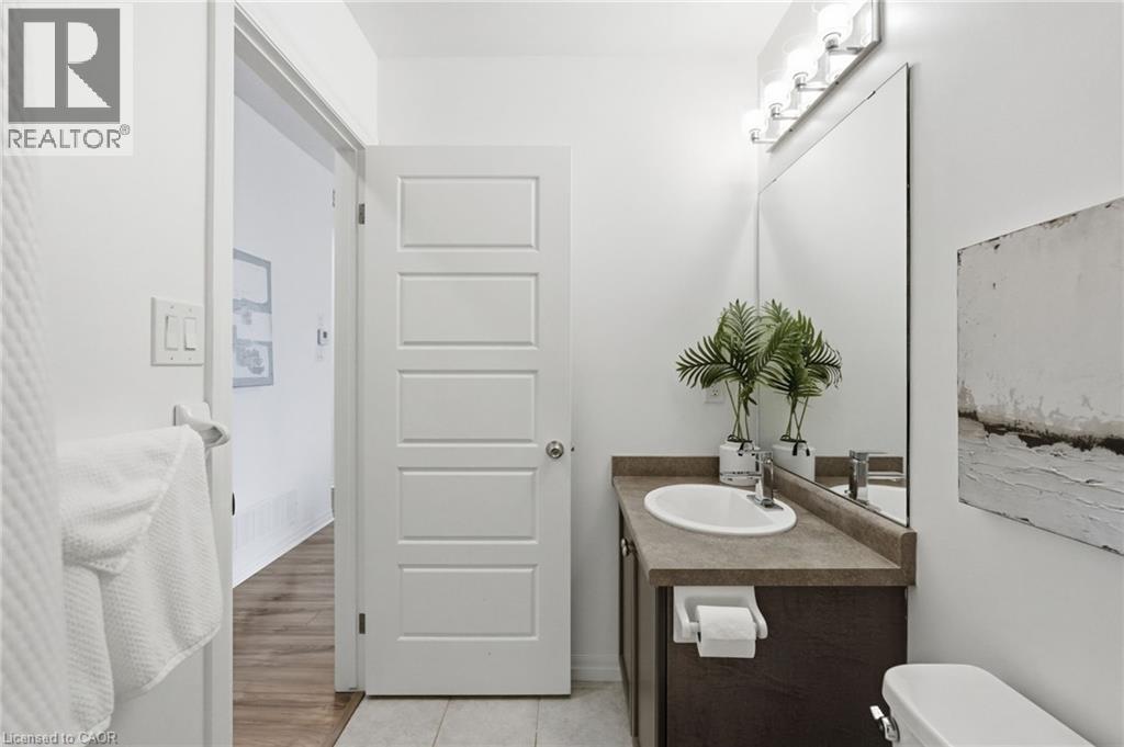 70 Plains Road W Unit# 12, Burlington, Ontario  L7T 0B6 - Photo 12 - 40806441