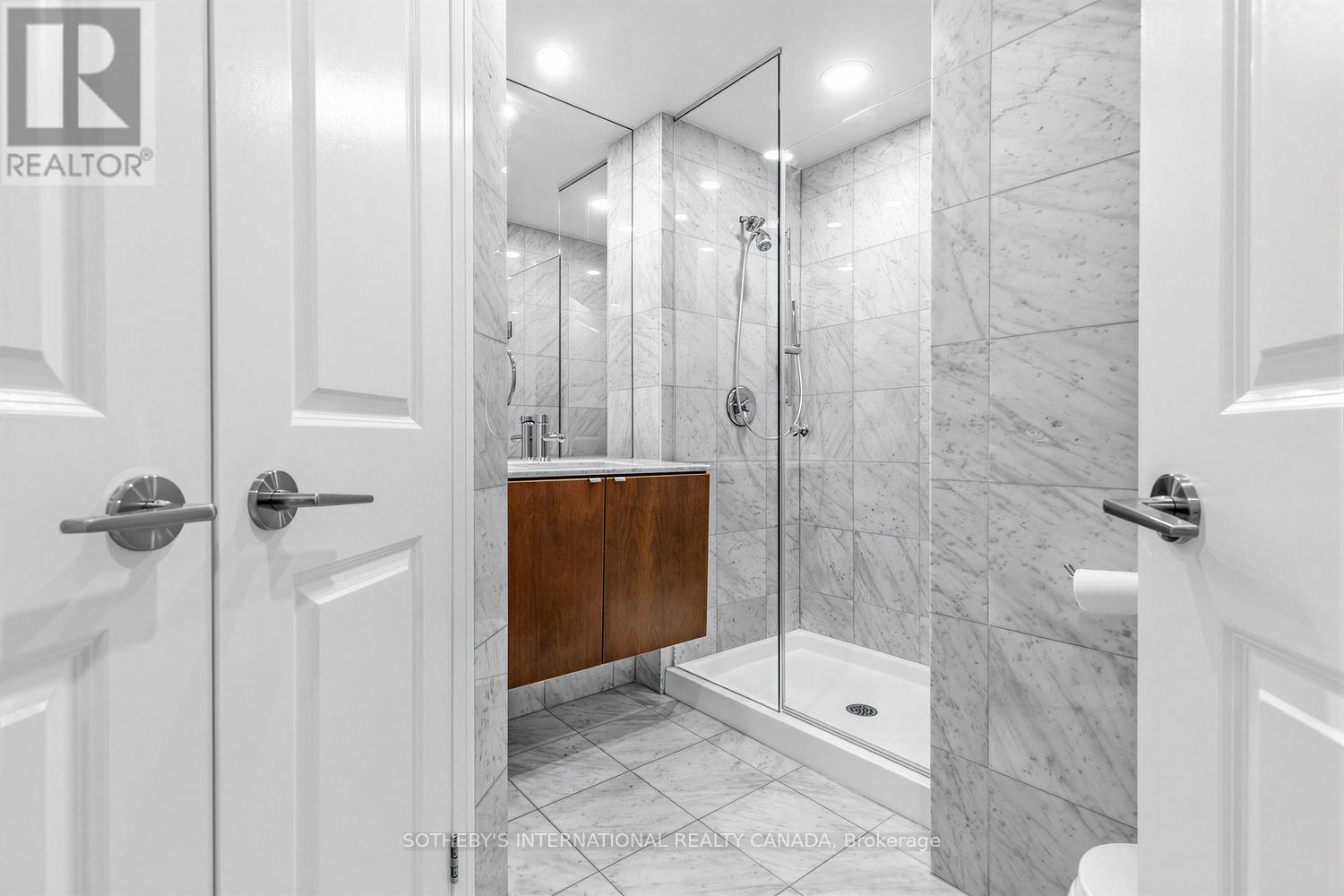 601 - 1430 Yonge Street, Toronto, Ontario  M4T 1Y6 - Photo 19 - C12924536