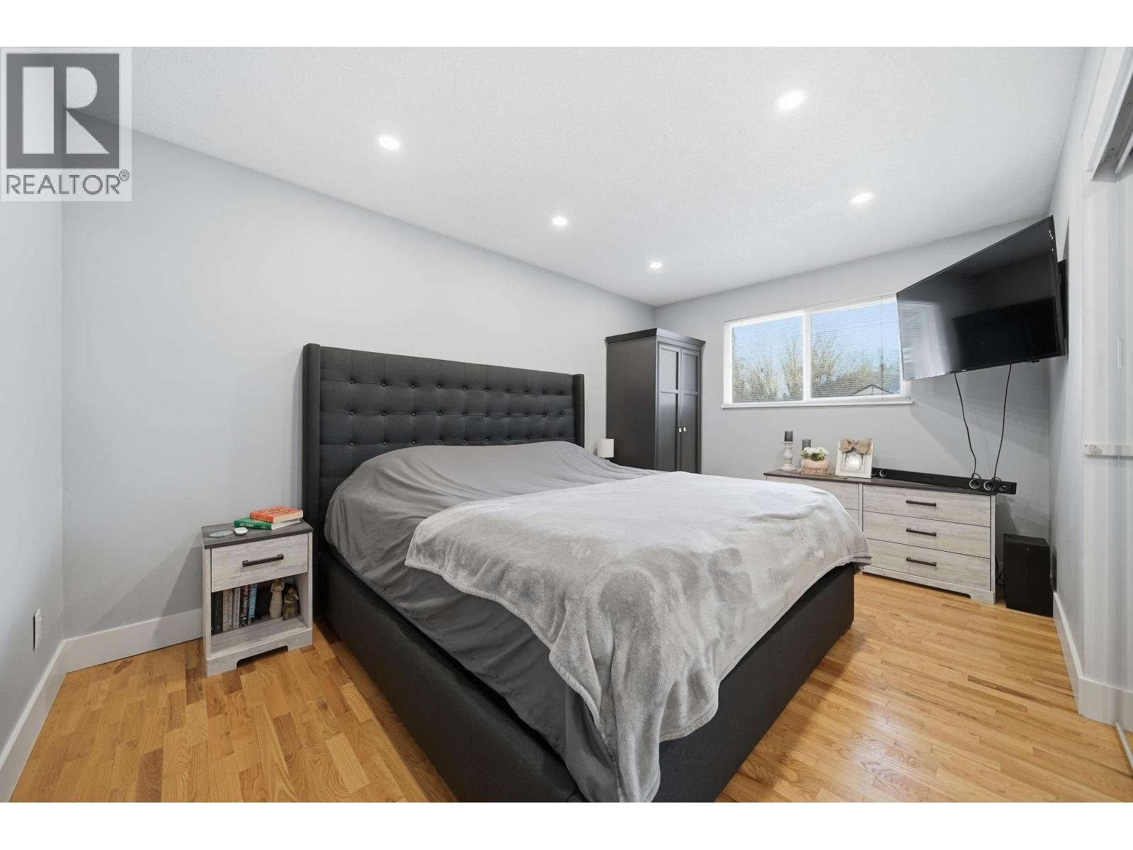 21139 Cook Avenue, Maple Ridge, British Columbia V2X 7P7 - Photo 13 - R3098160