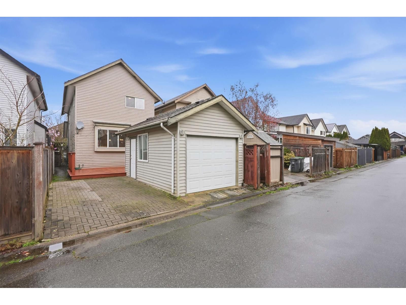 18468 66a Avenue, Surrey, British Columbia  V3S 9B1 - Photo 27 - R3103233