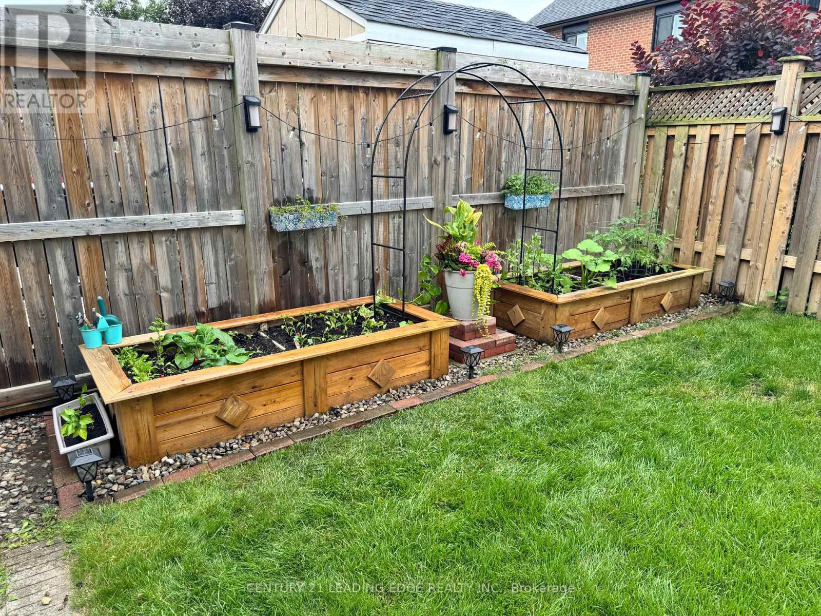 923 Redbird Crescent, Pickering, Ontario  L1V 5K8 - Photo 45 - E12914658