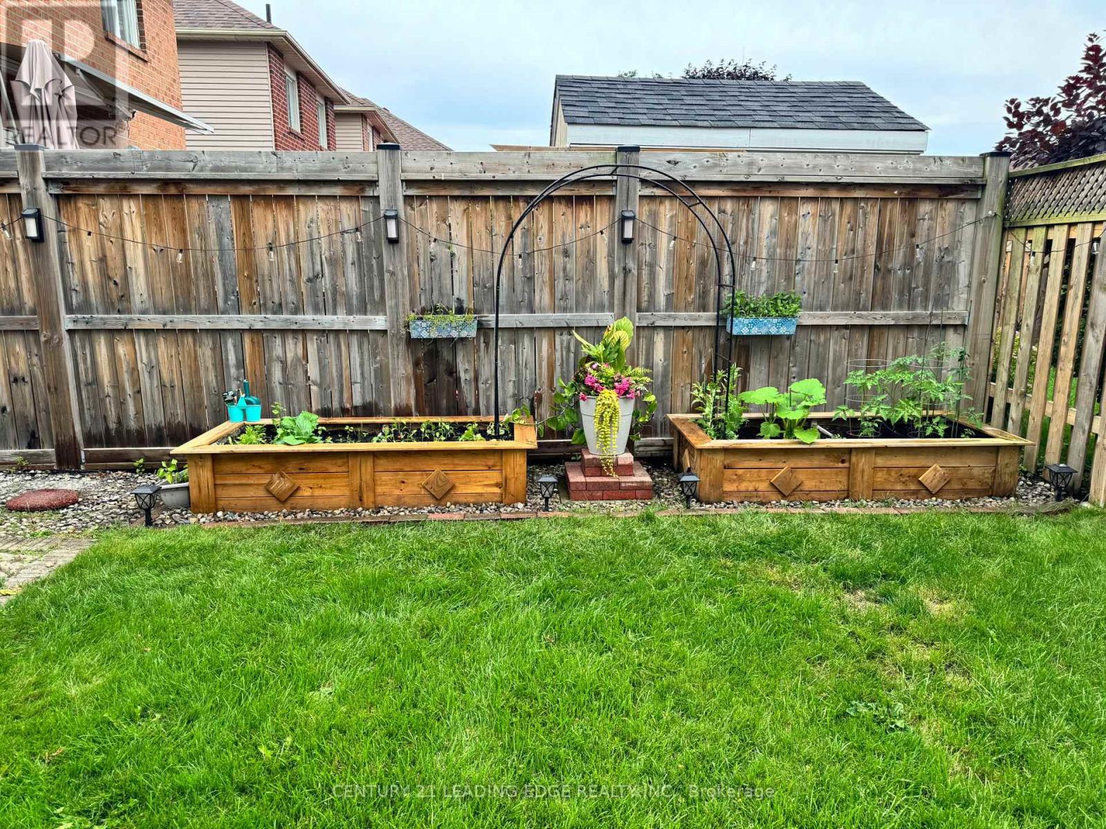 923 Redbird Crescent, Pickering, Ontario  L1V 5K8 - Photo 46 - E12914658