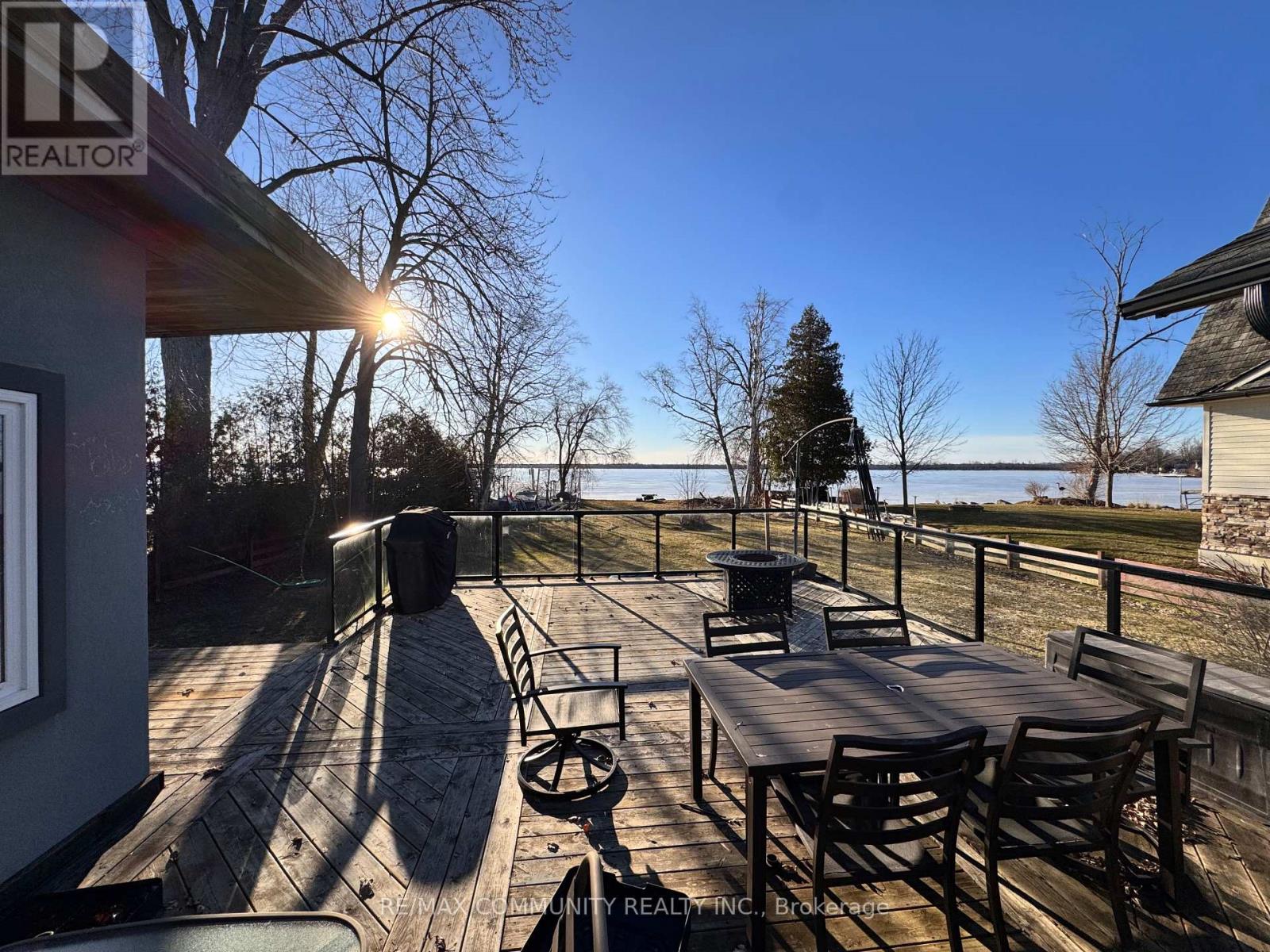 579 Duclos Point Road, Georgina, Ontario  L0E 1N0 - Photo 22 - N12929864