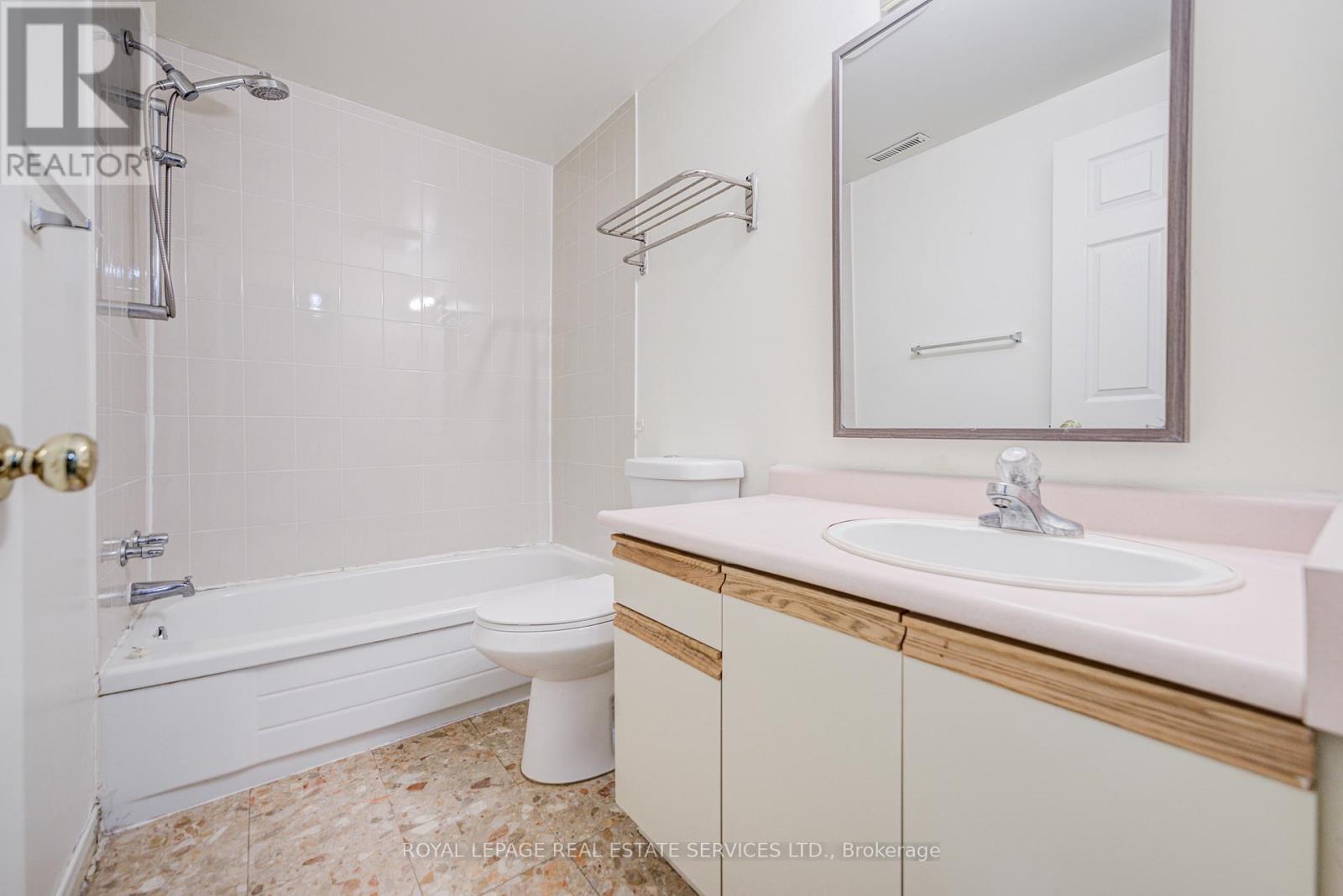 Lower - 117 Clark Avenue, Markham (Thornhill), Ontario  L3T 1T1 - Photo 28 - N12929964